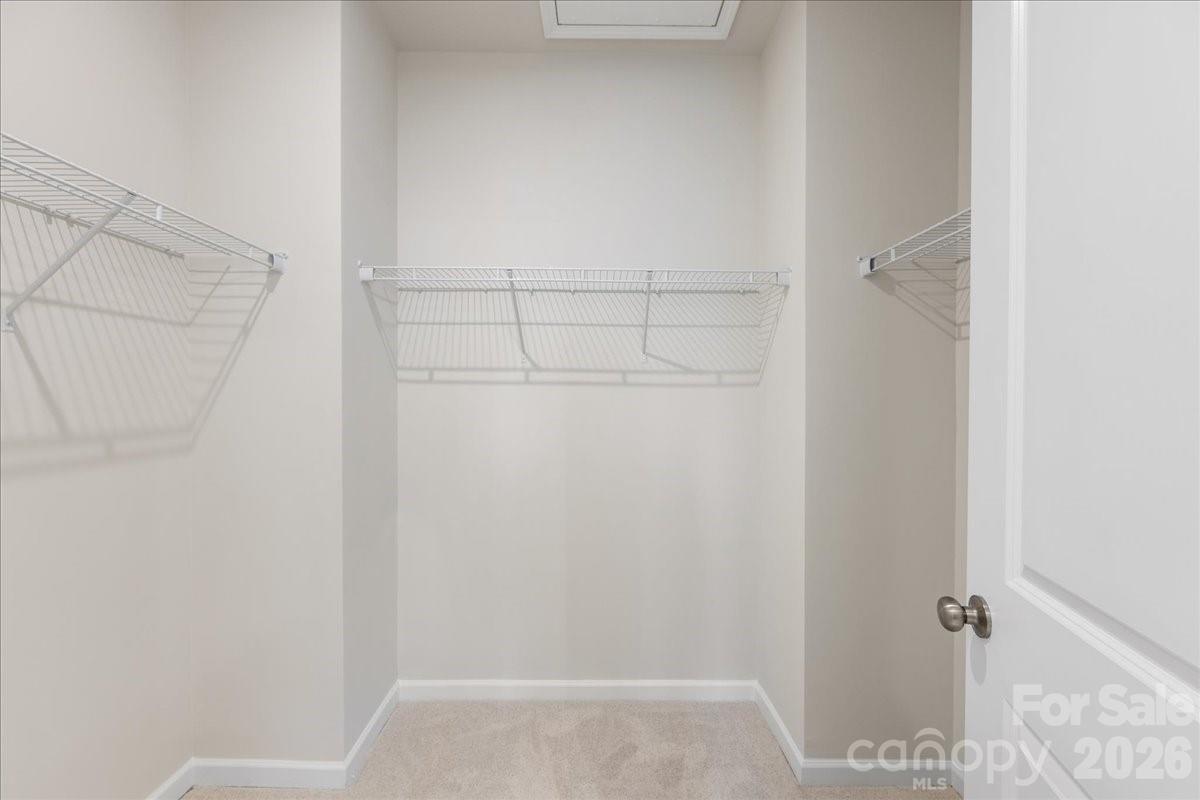 6013 Longar Lane — Charlotte