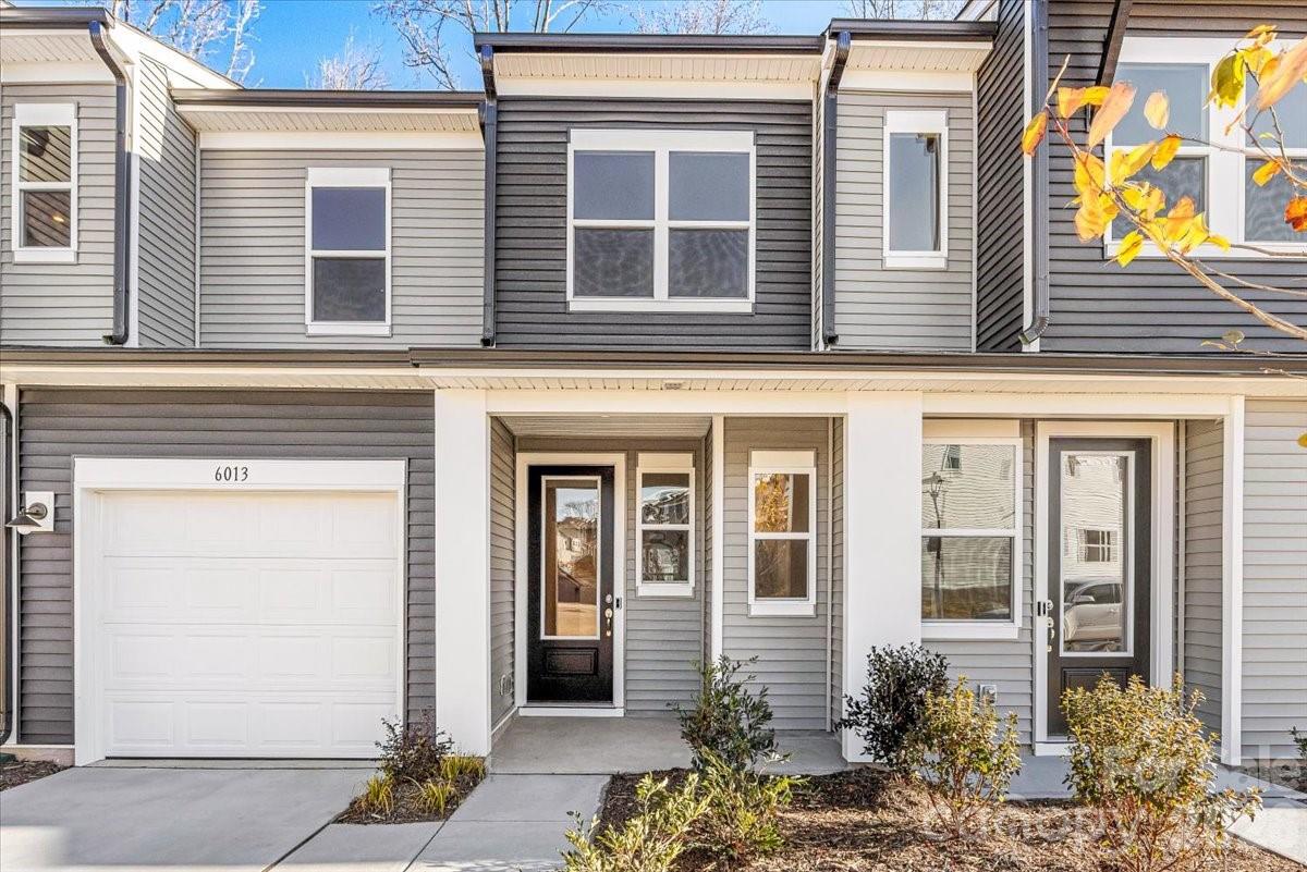 6013 Longar Lane — Charlotte