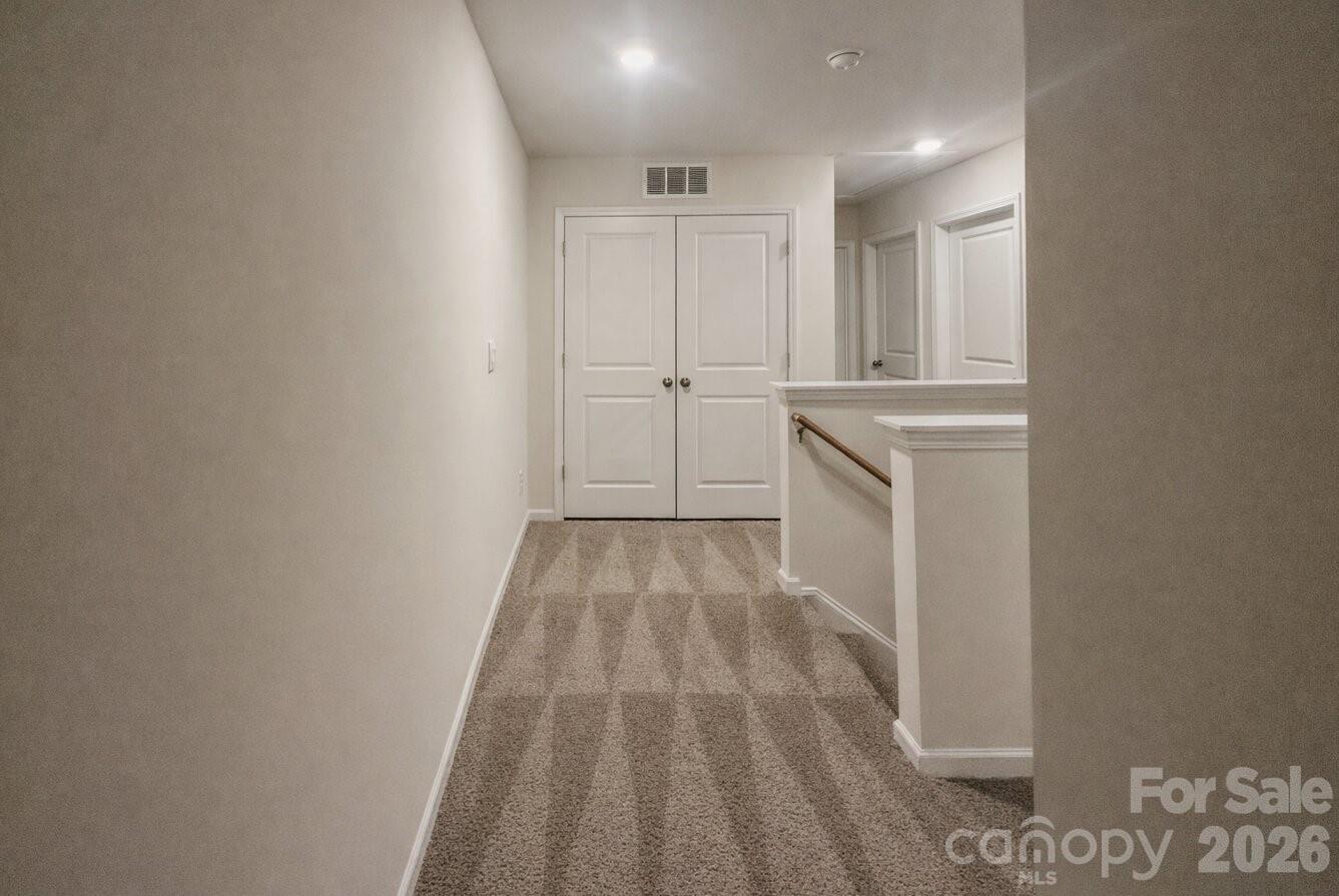 6109 Faron Way — Charlotte