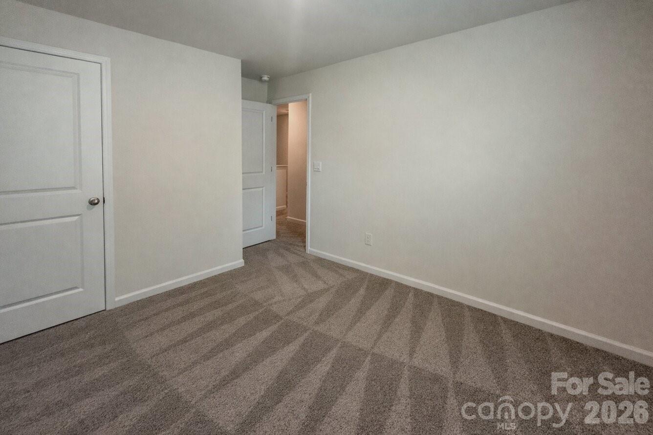 6109 Faron Way — Charlotte