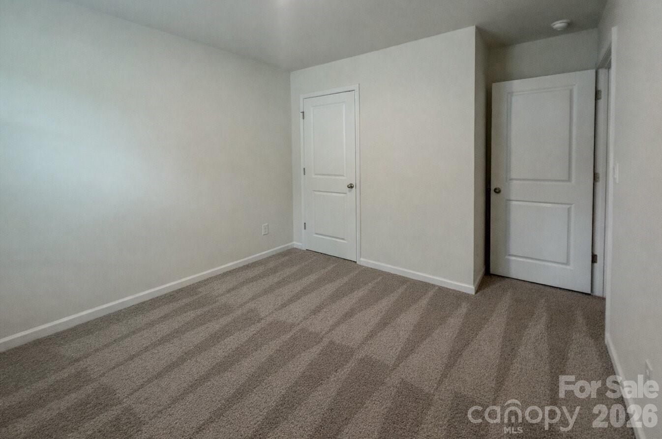 6109 Faron Way — Charlotte