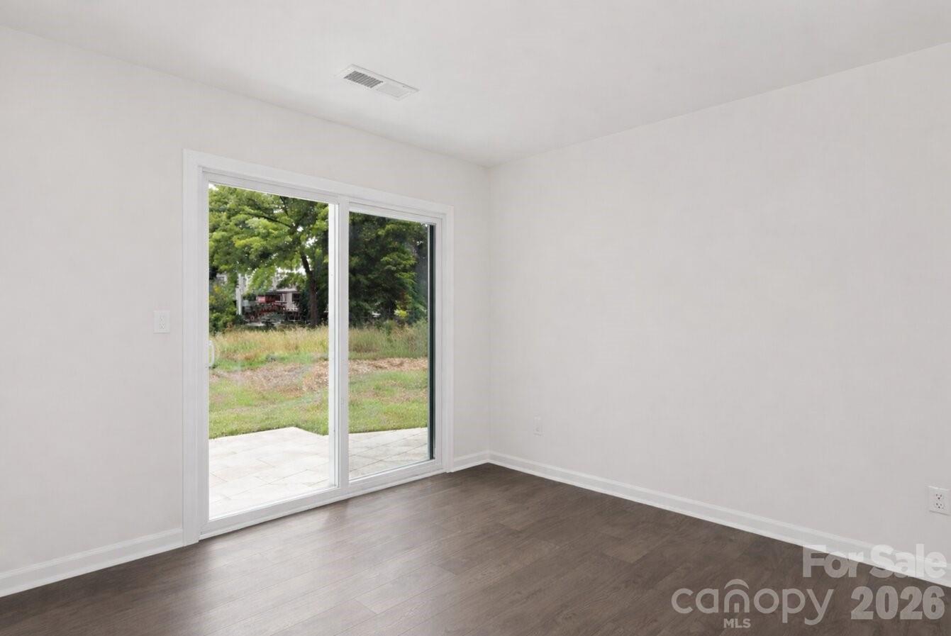 6109 Faron Way — Charlotte