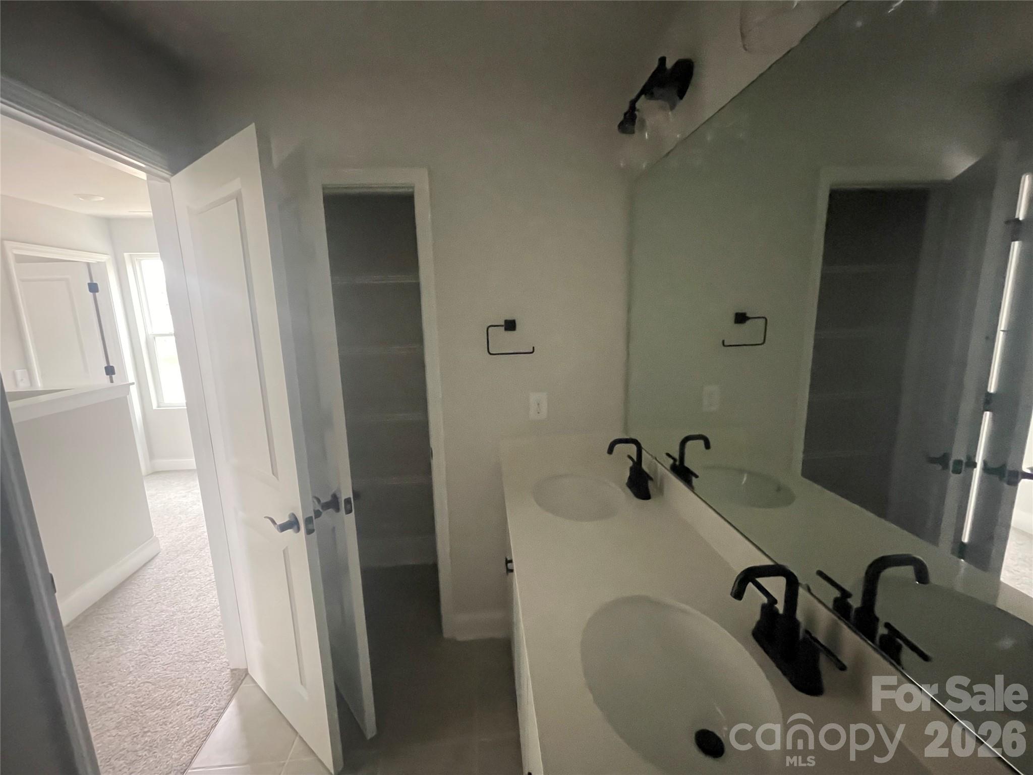 4009 Grommet Court — Matthews