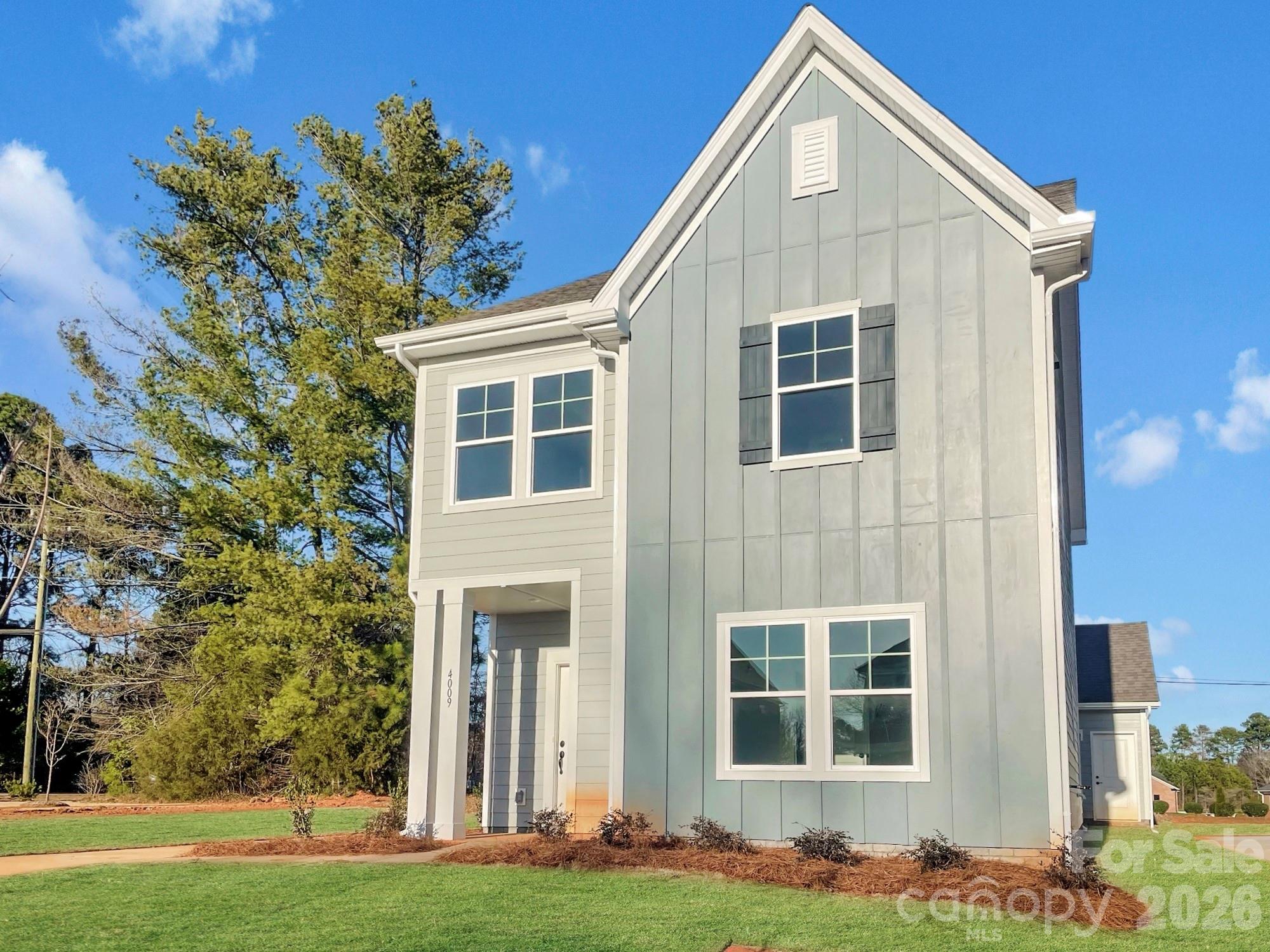 4009 Grommet Court — Matthews