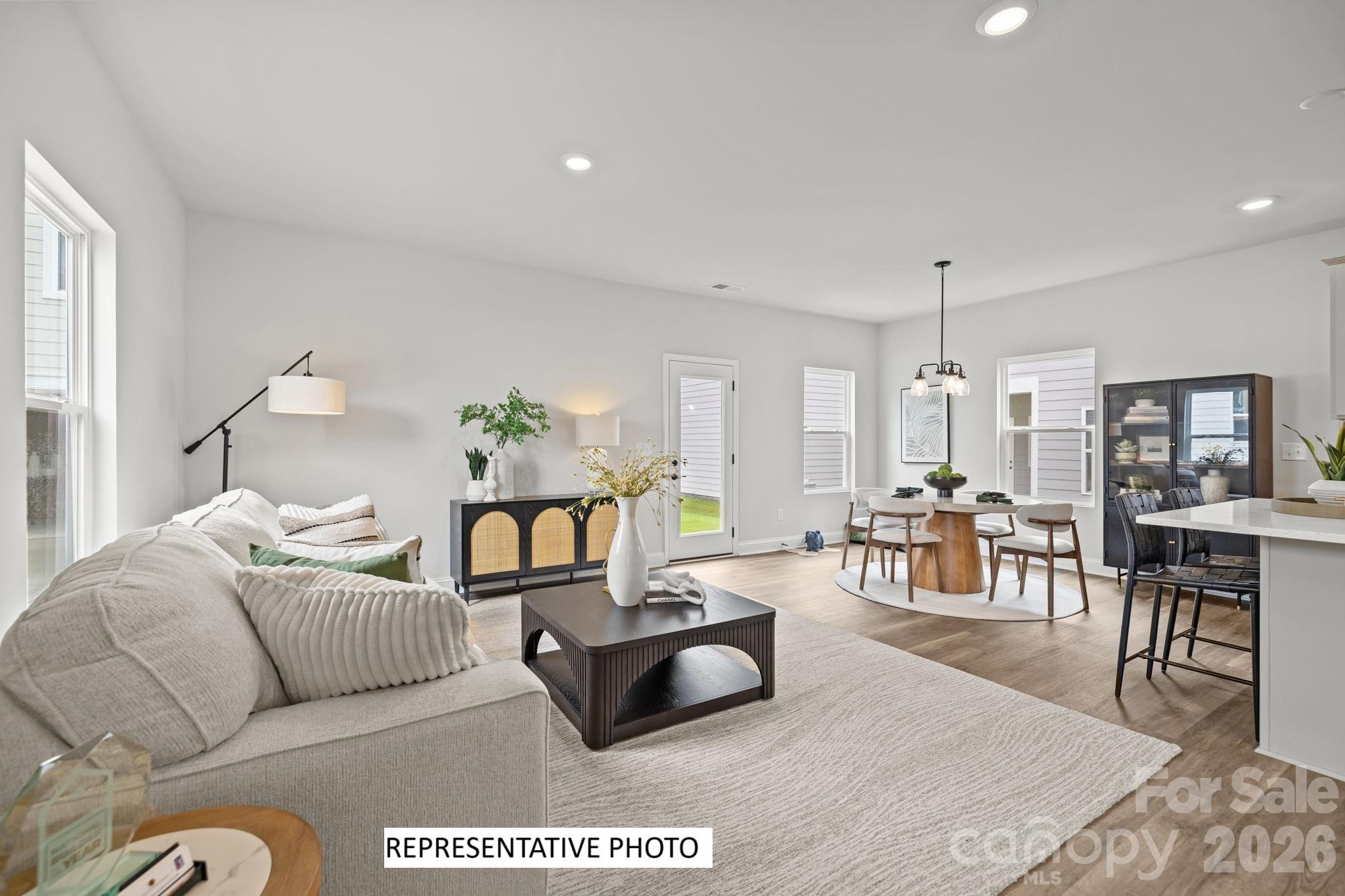 4009 Grommet Court — Matthews