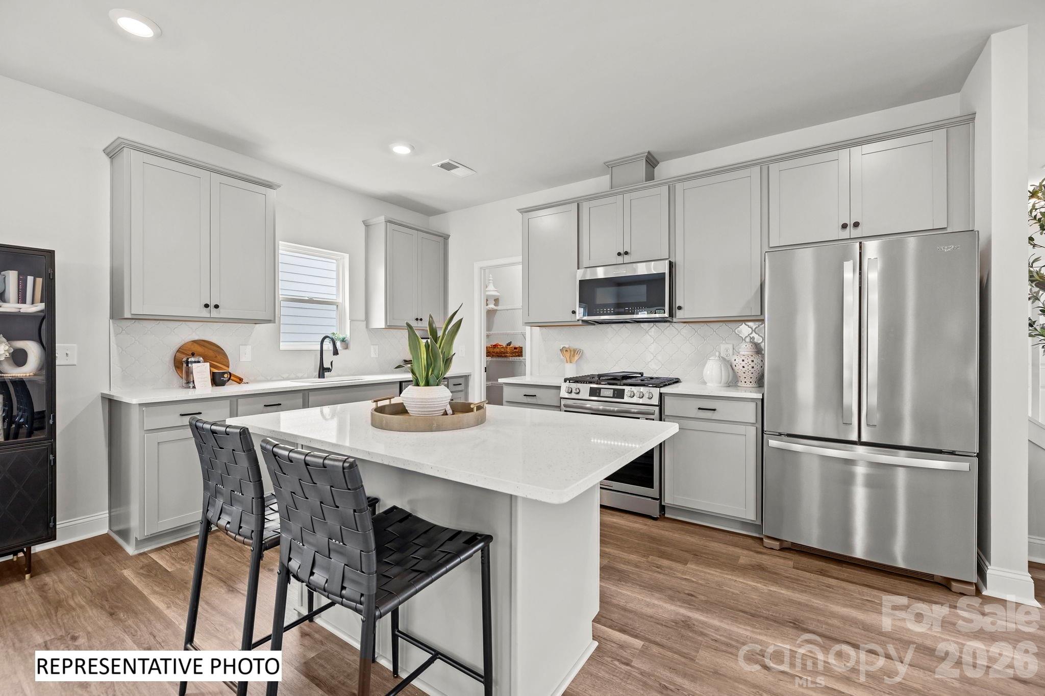 4009 Grommet Court — Matthews