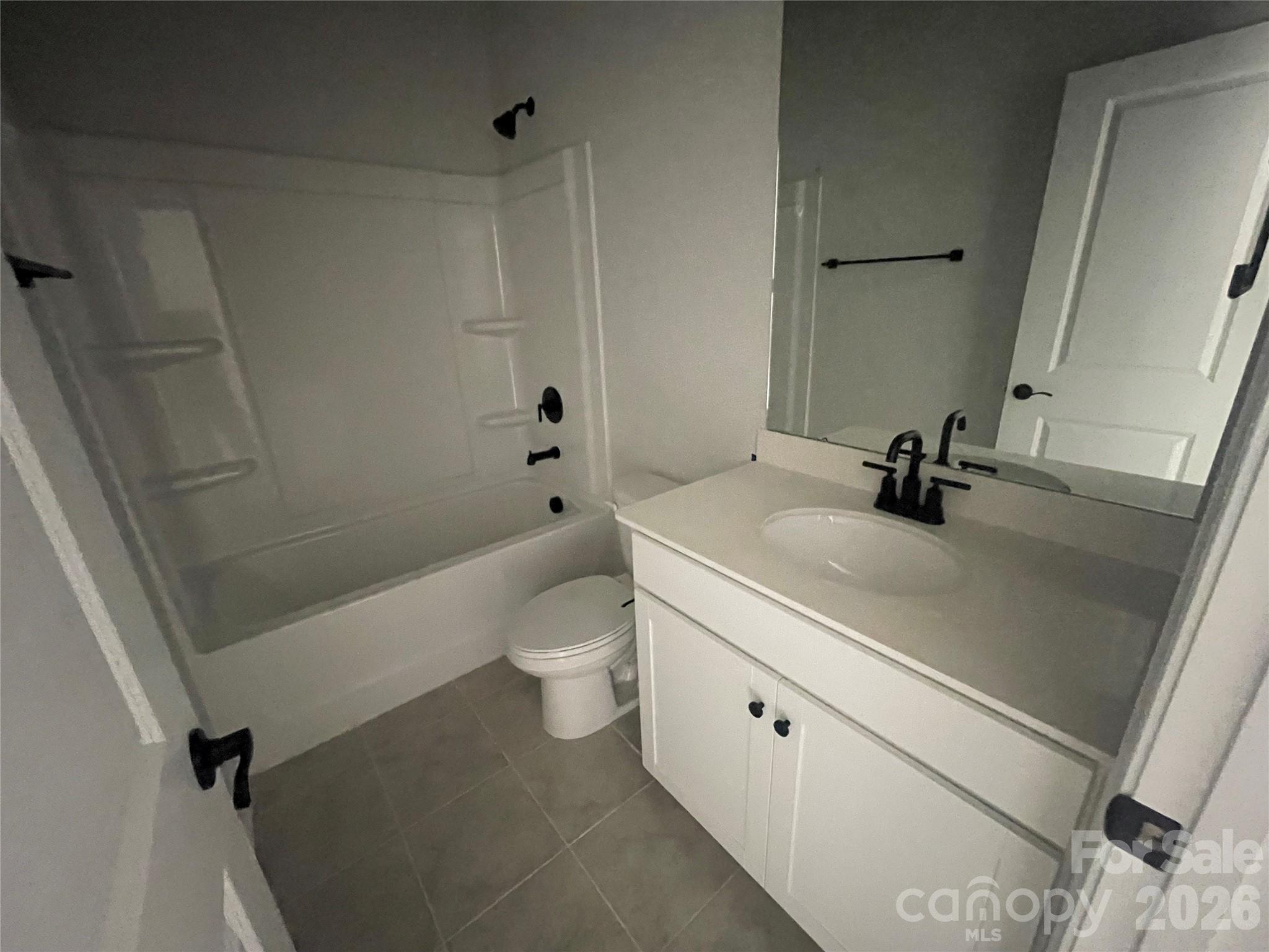 4009 Grommet Court — Matthews
