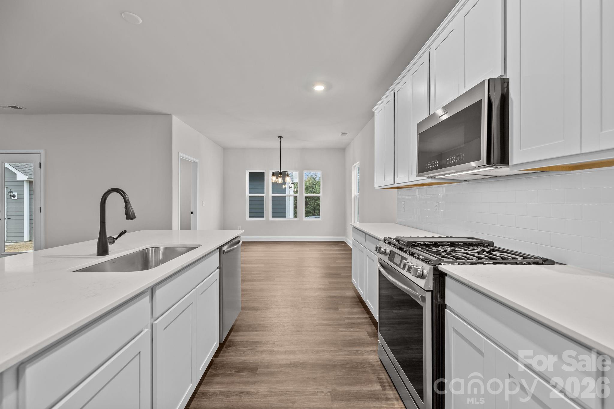 4008 Grommet Court — Matthews