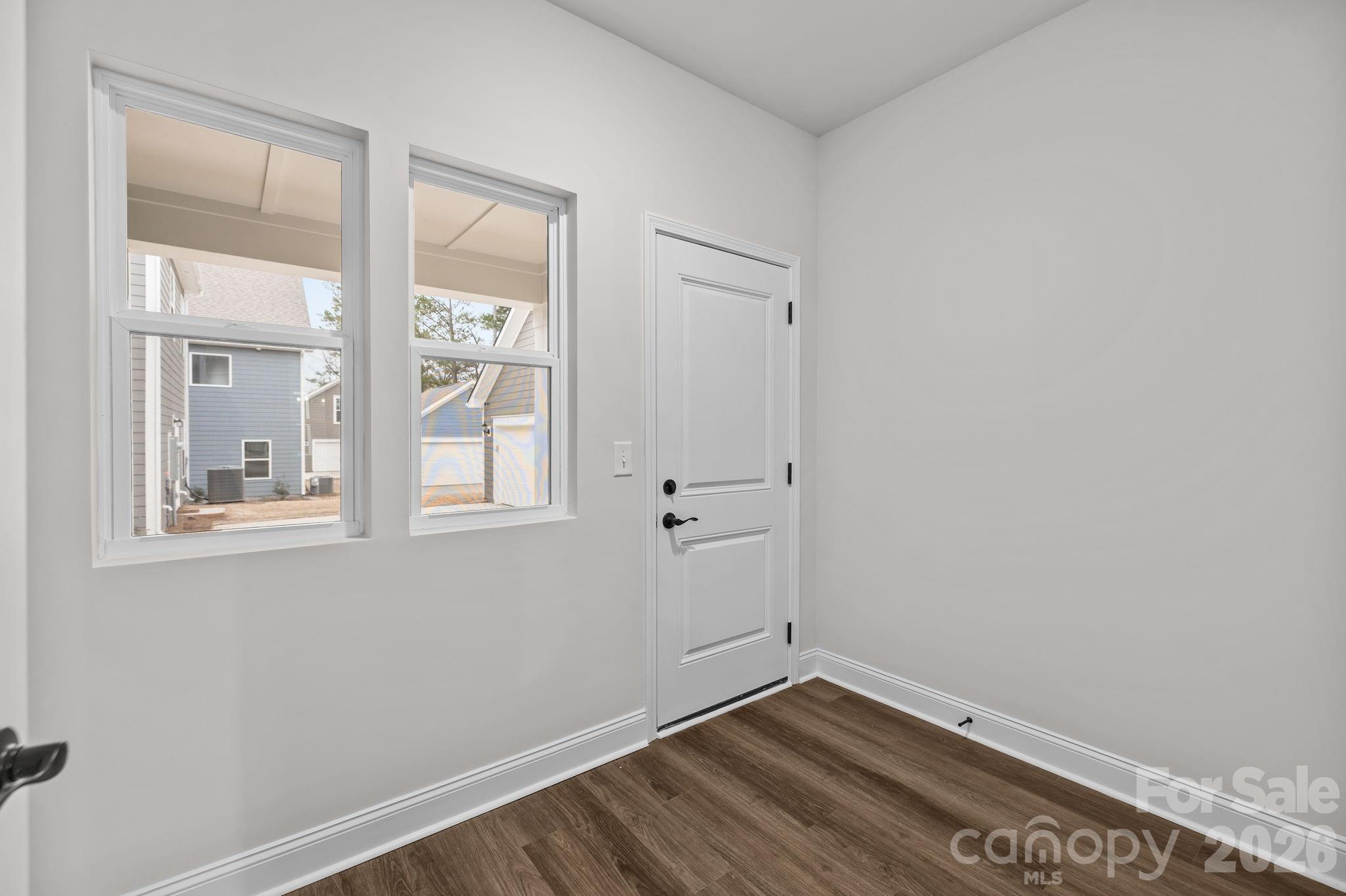 4008 Grommet Court — Matthews
