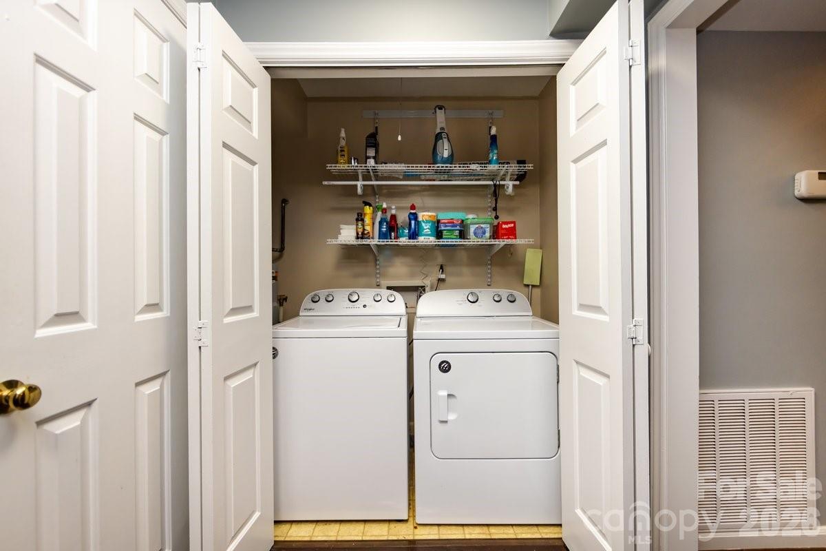 3929 Colony Crossing Drive — Charlotte