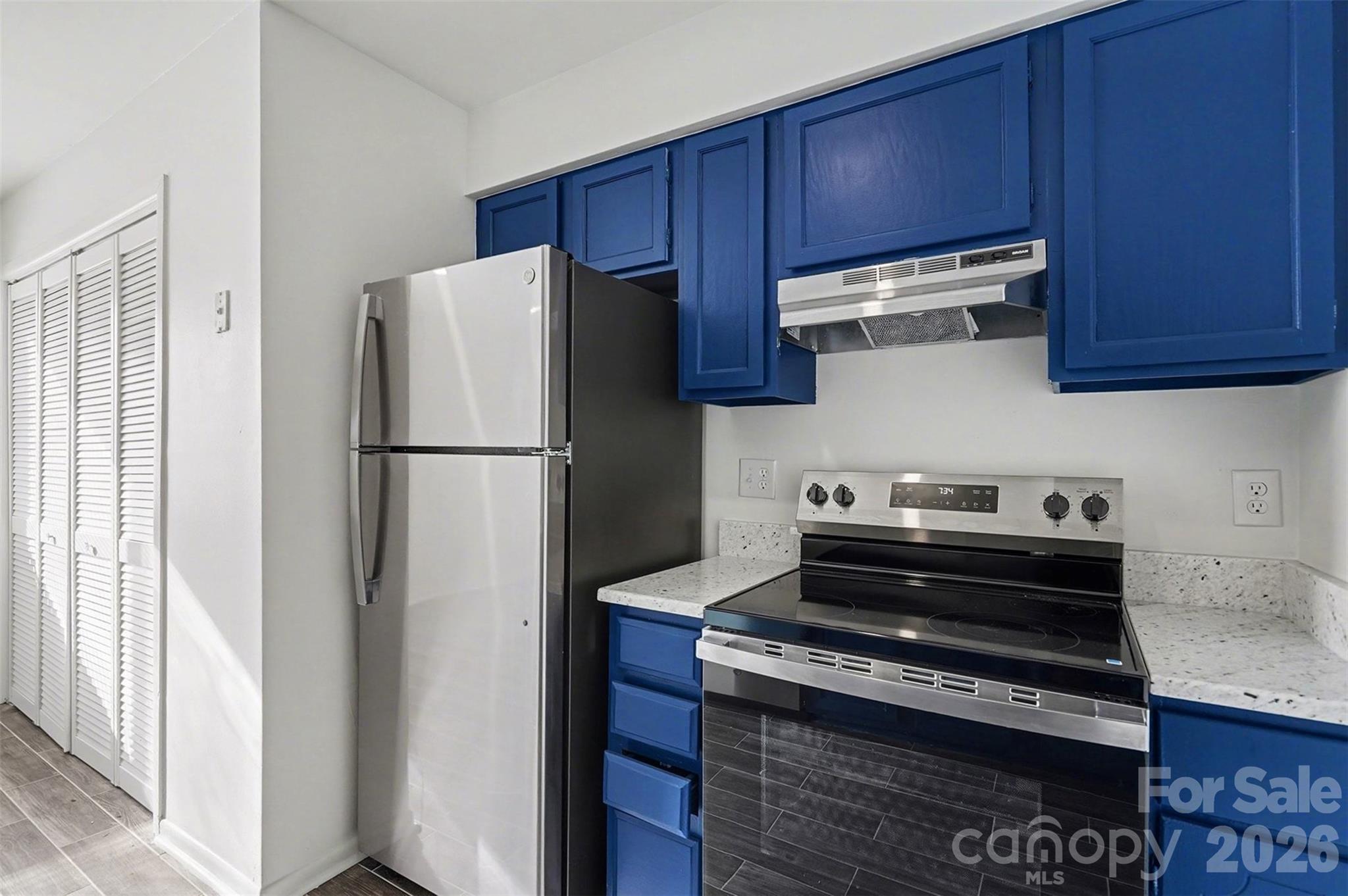 6148 Heath Ridge Court — Charlotte