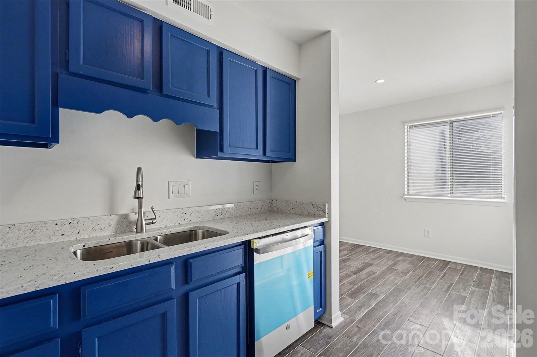 6148 Heath Ridge Court — Charlotte