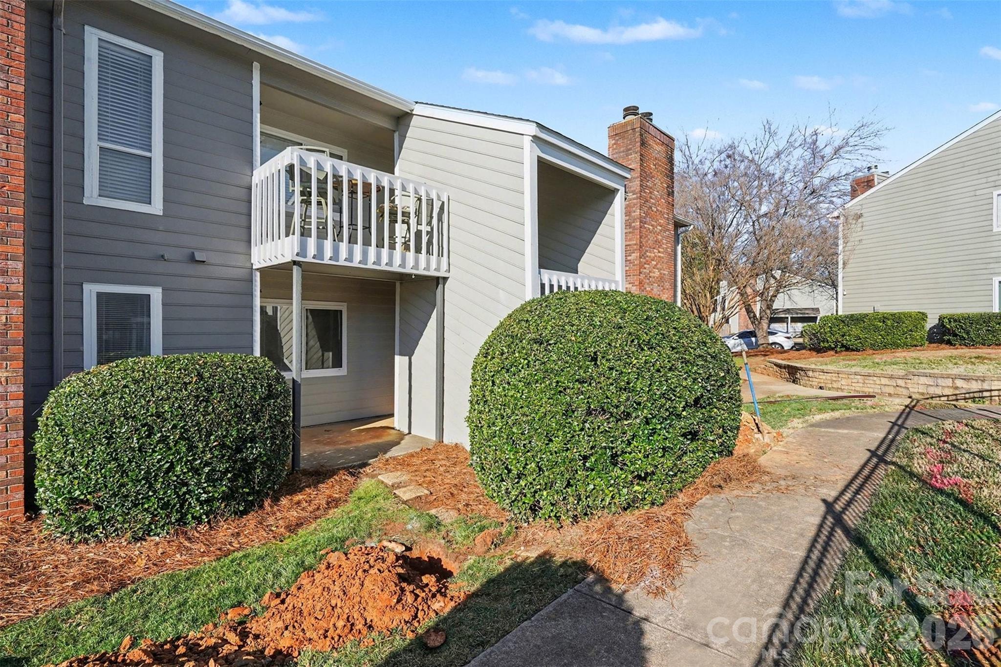 6148 Heath Ridge Court — Charlotte