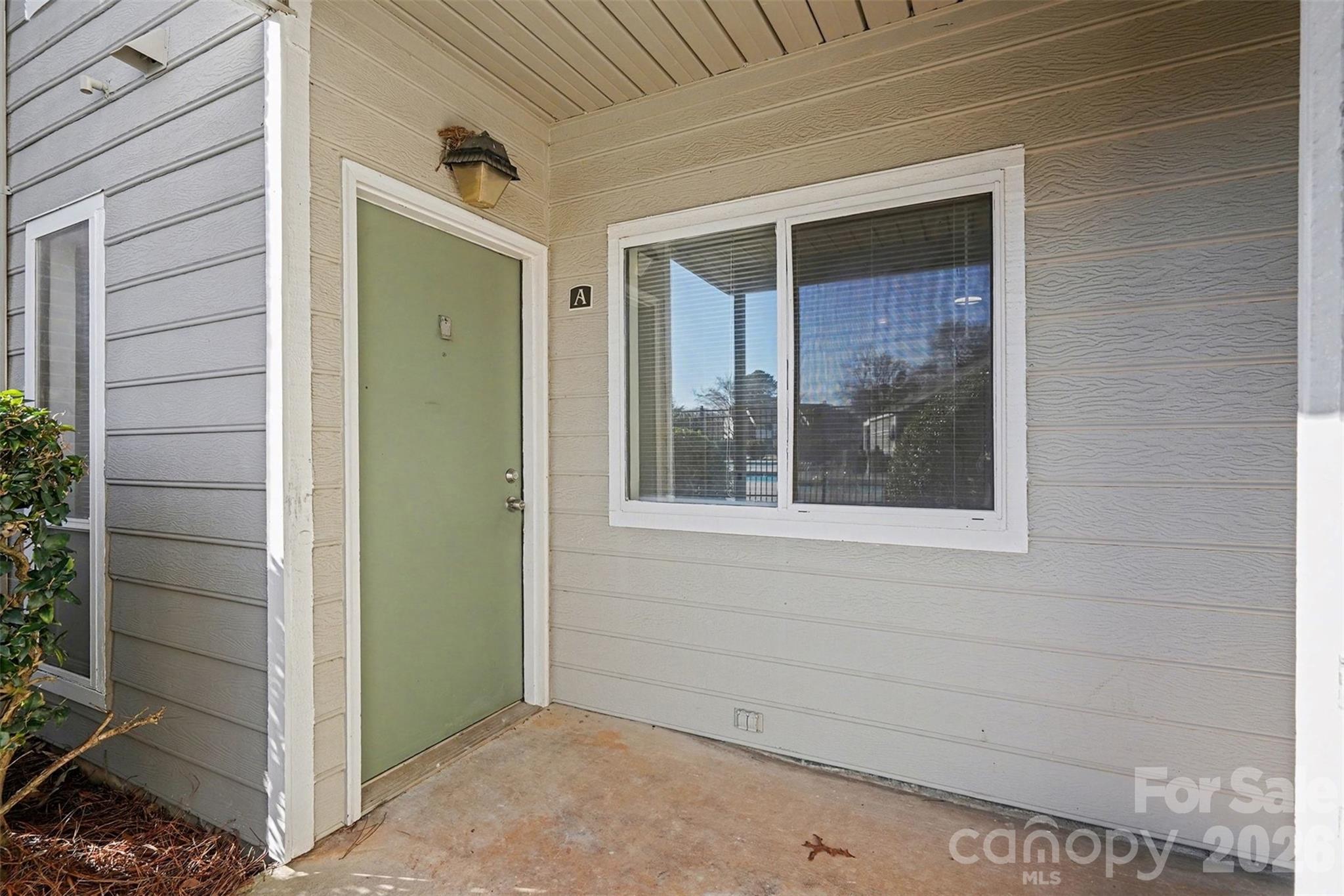6148 Heath Ridge Court — Charlotte