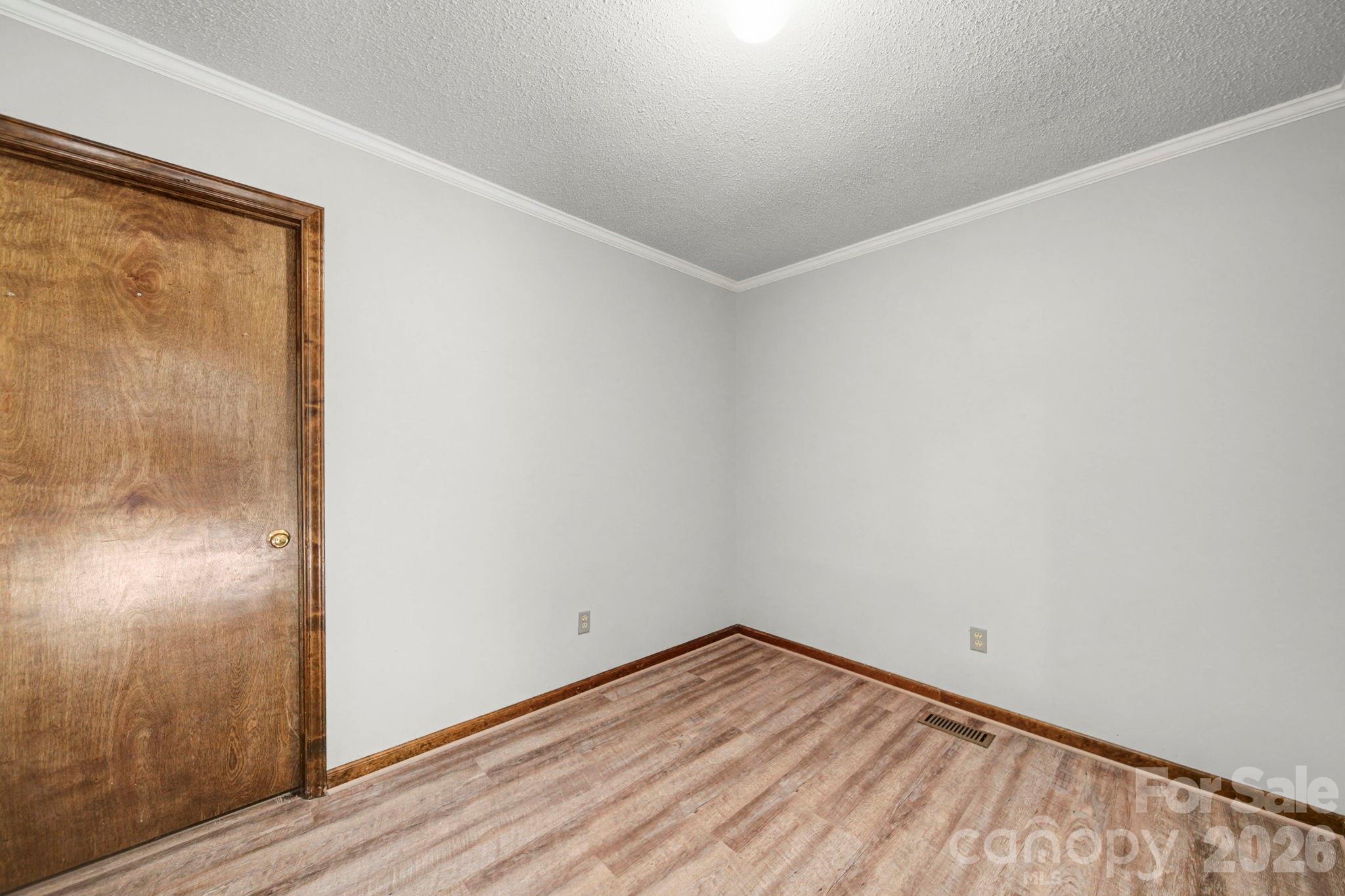 102 Roxie Lane — Belmont