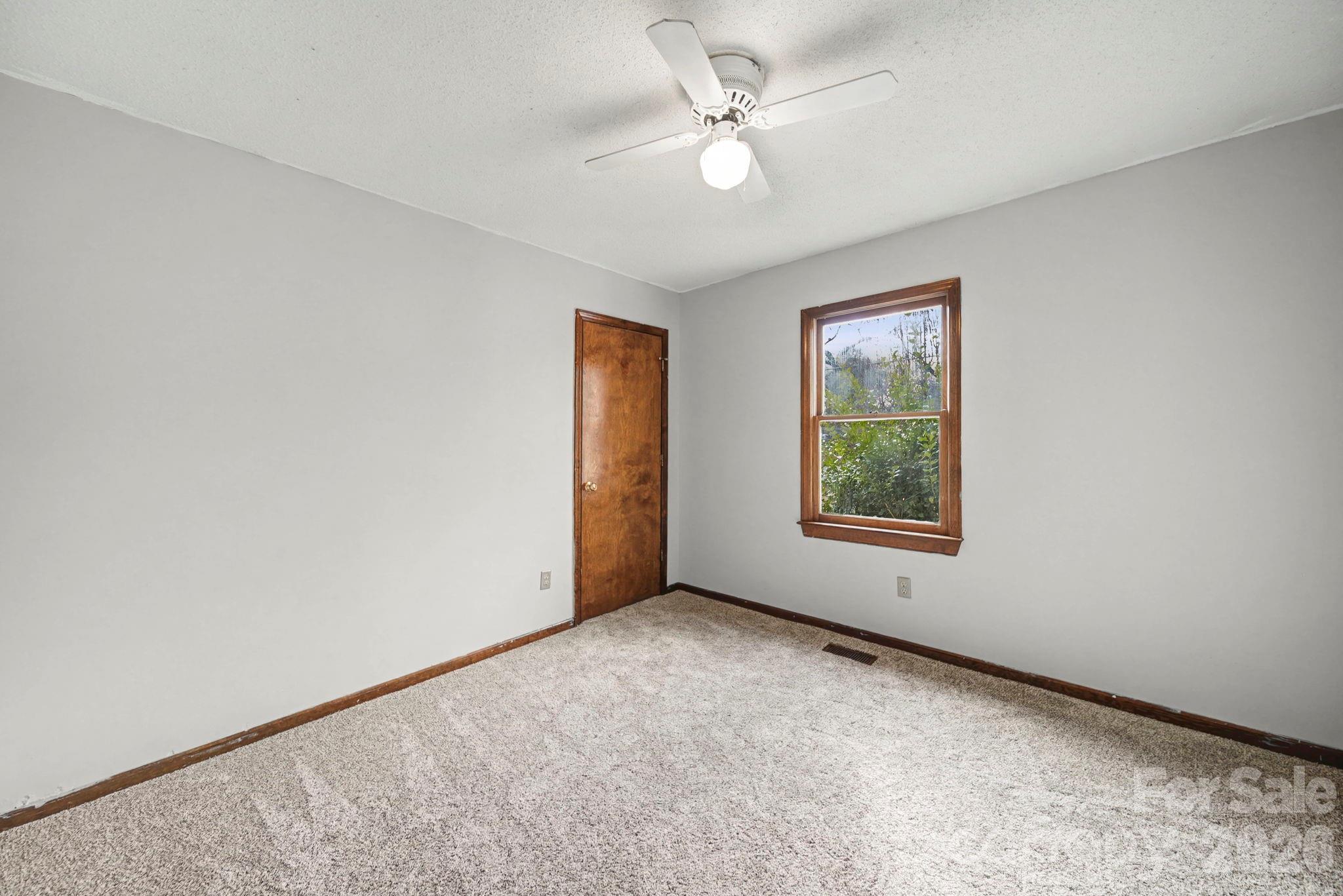 102 Roxie Lane — Belmont