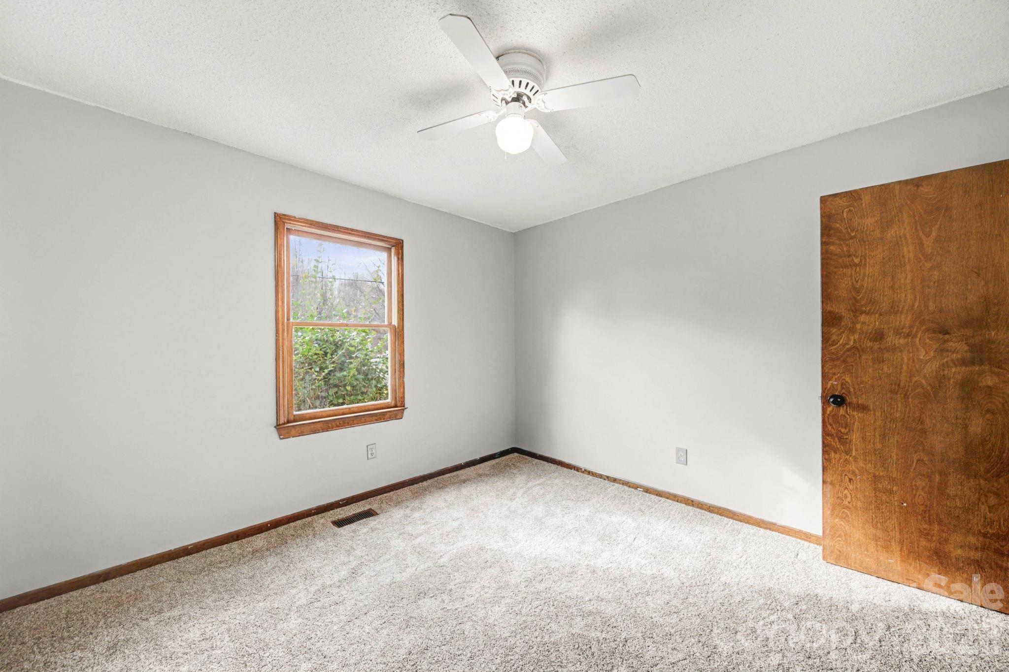 102 Roxie Lane — Belmont