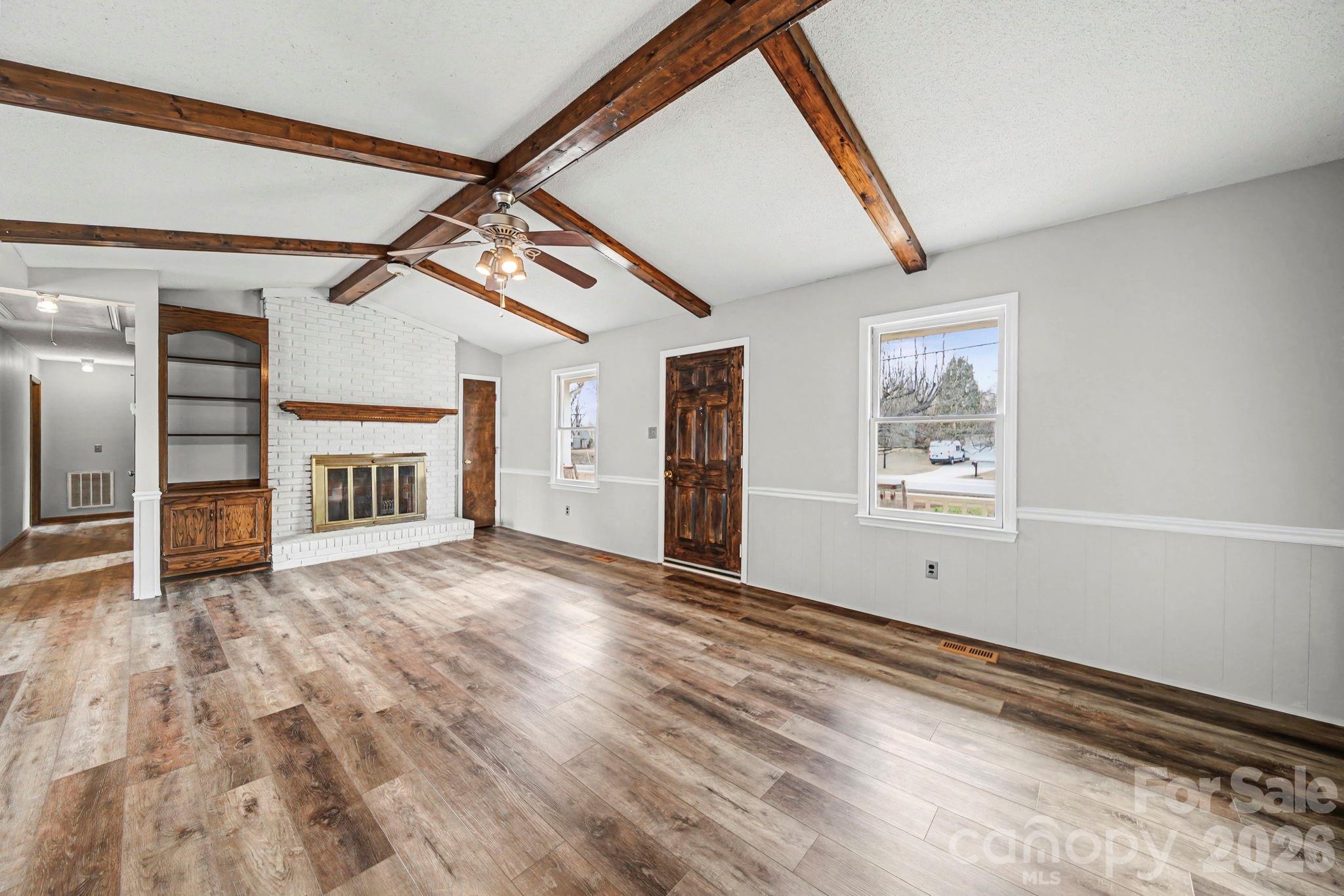 102 Roxie Lane — Belmont