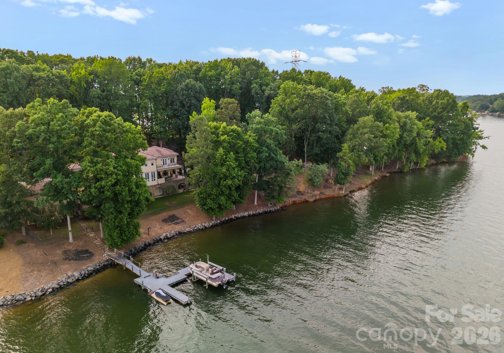 9184 Greenwood Road — Terrell