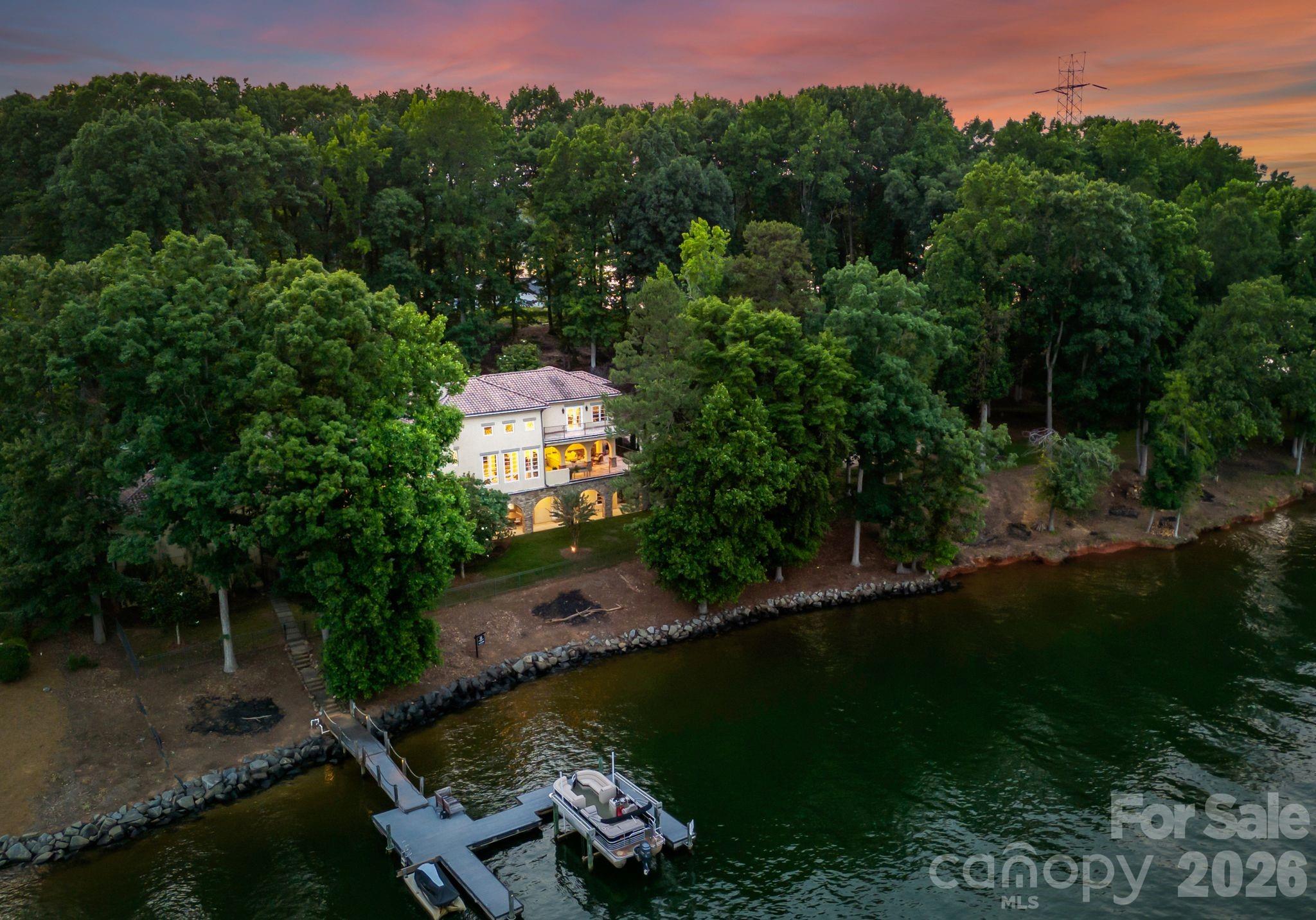 9184 Greenwood Road — Terrell