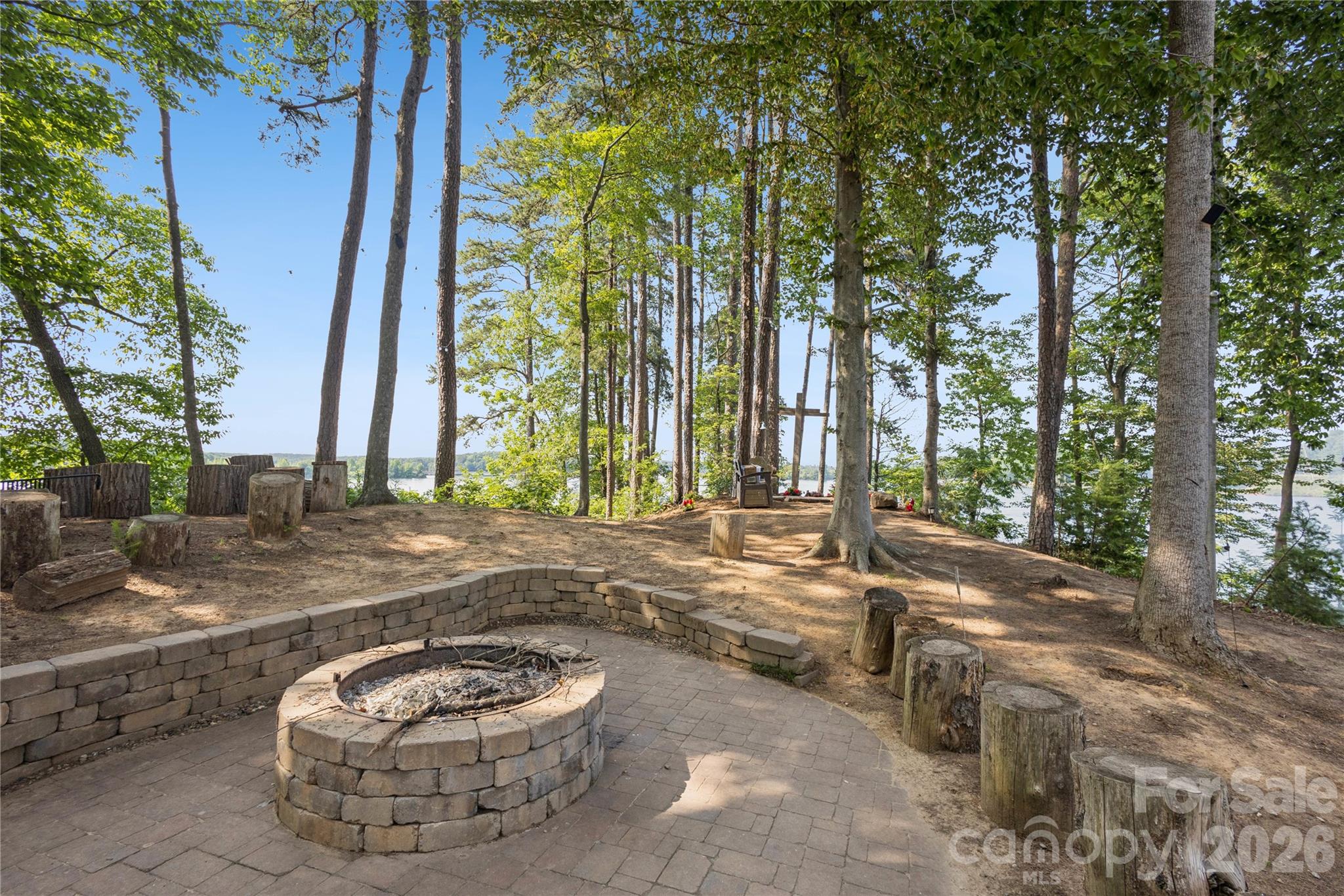9184 Greenwood Road — Terrell