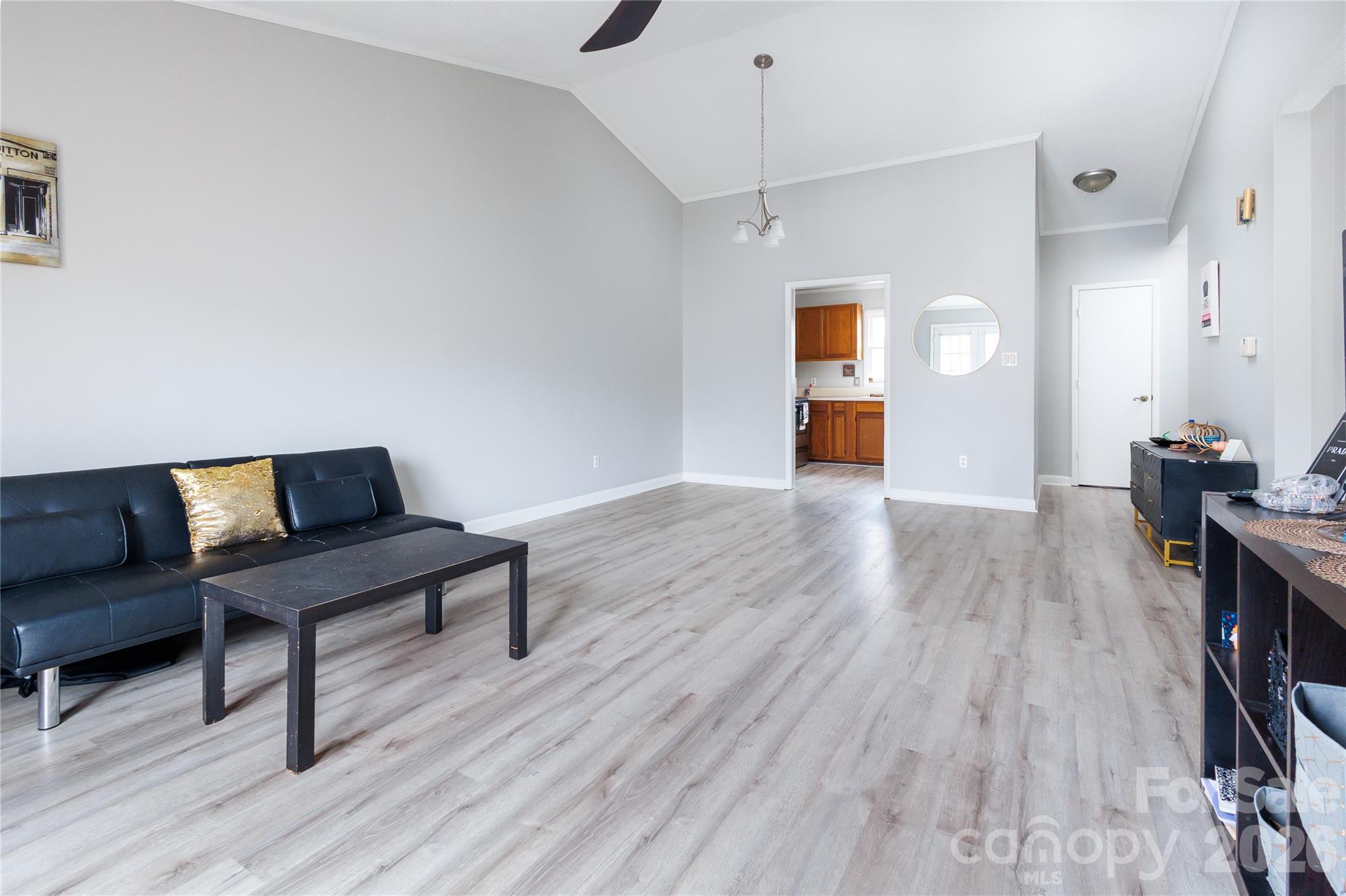 1300 Larchmont Place #810 — Salisbury