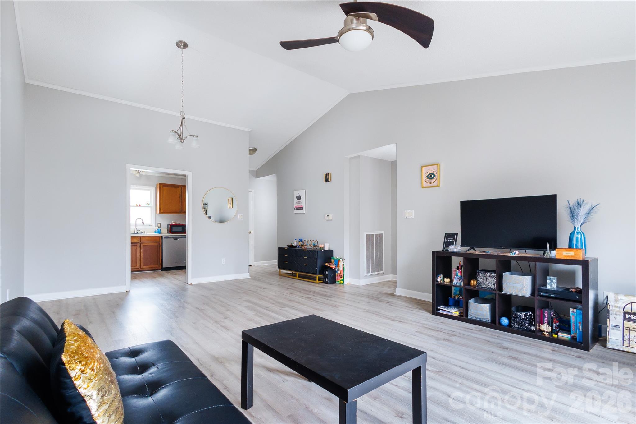 1300 Larchmont Place #810 — Salisbury