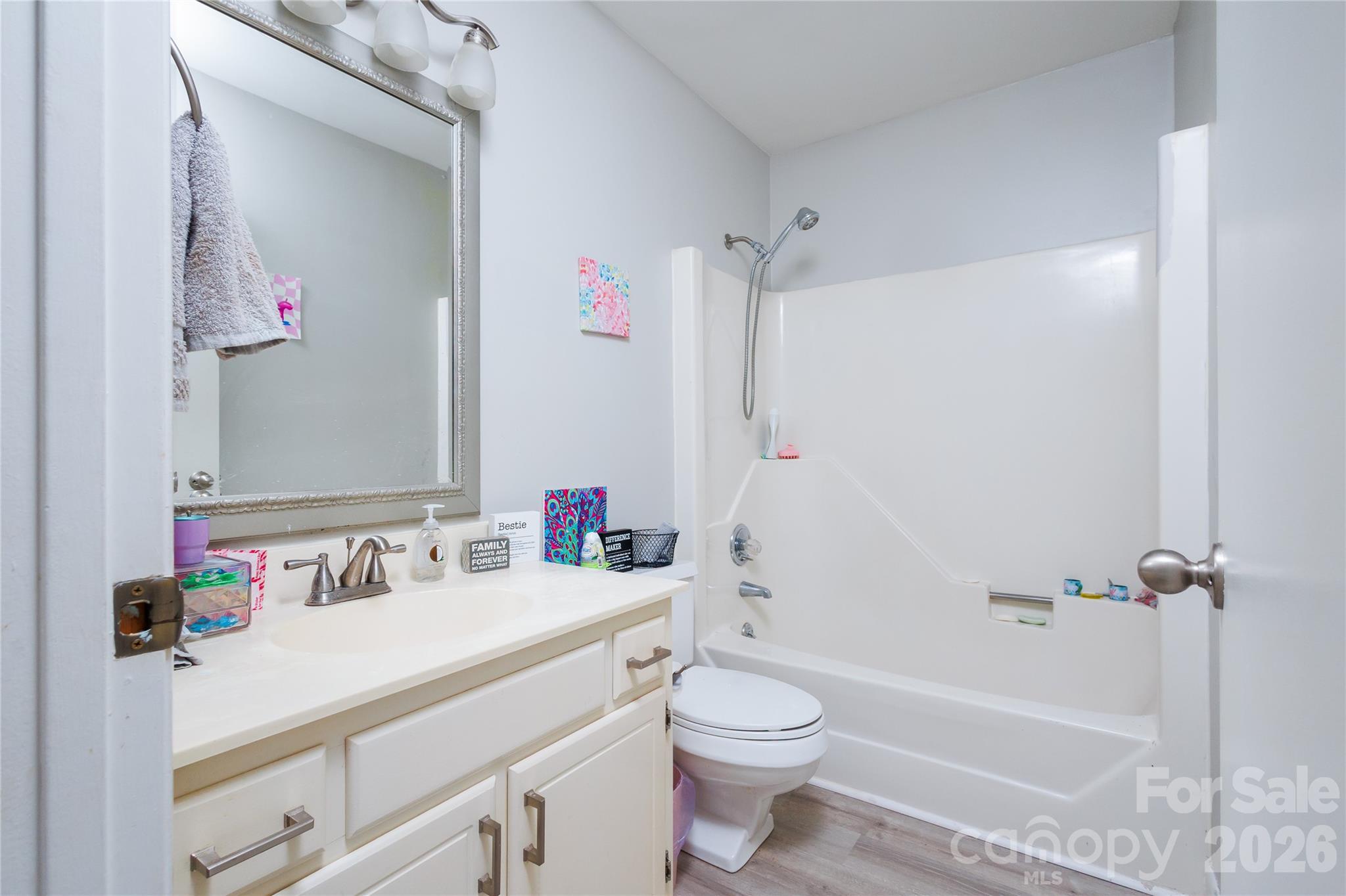 1300 Larchmont Place #810 — Salisbury