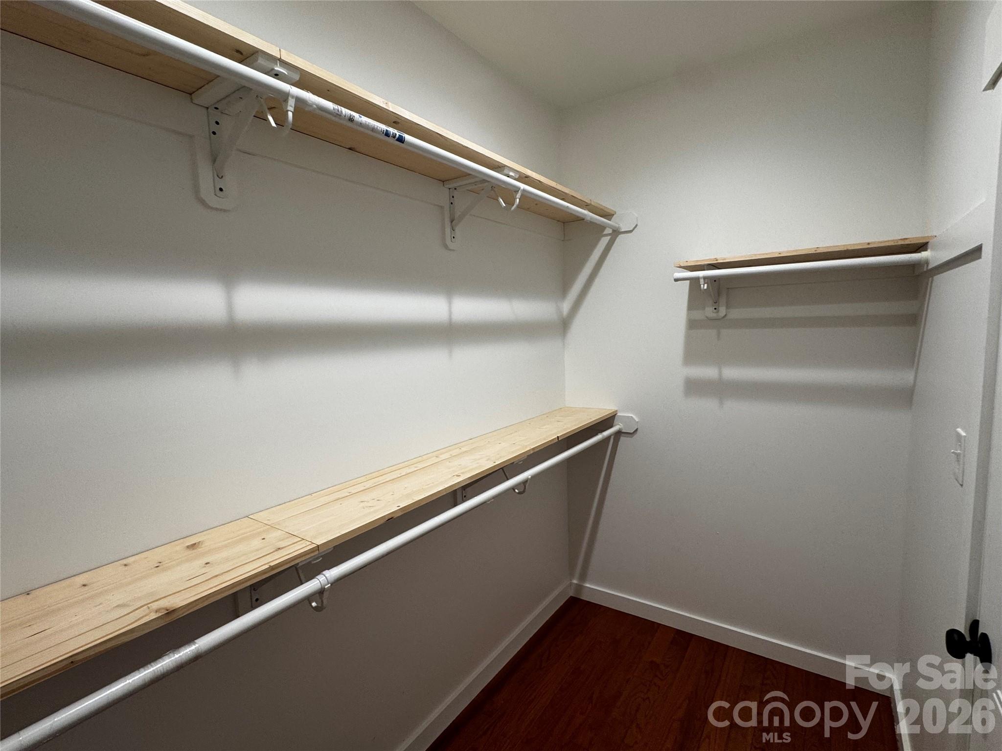 426 Shadow Wood Drive — Leicester