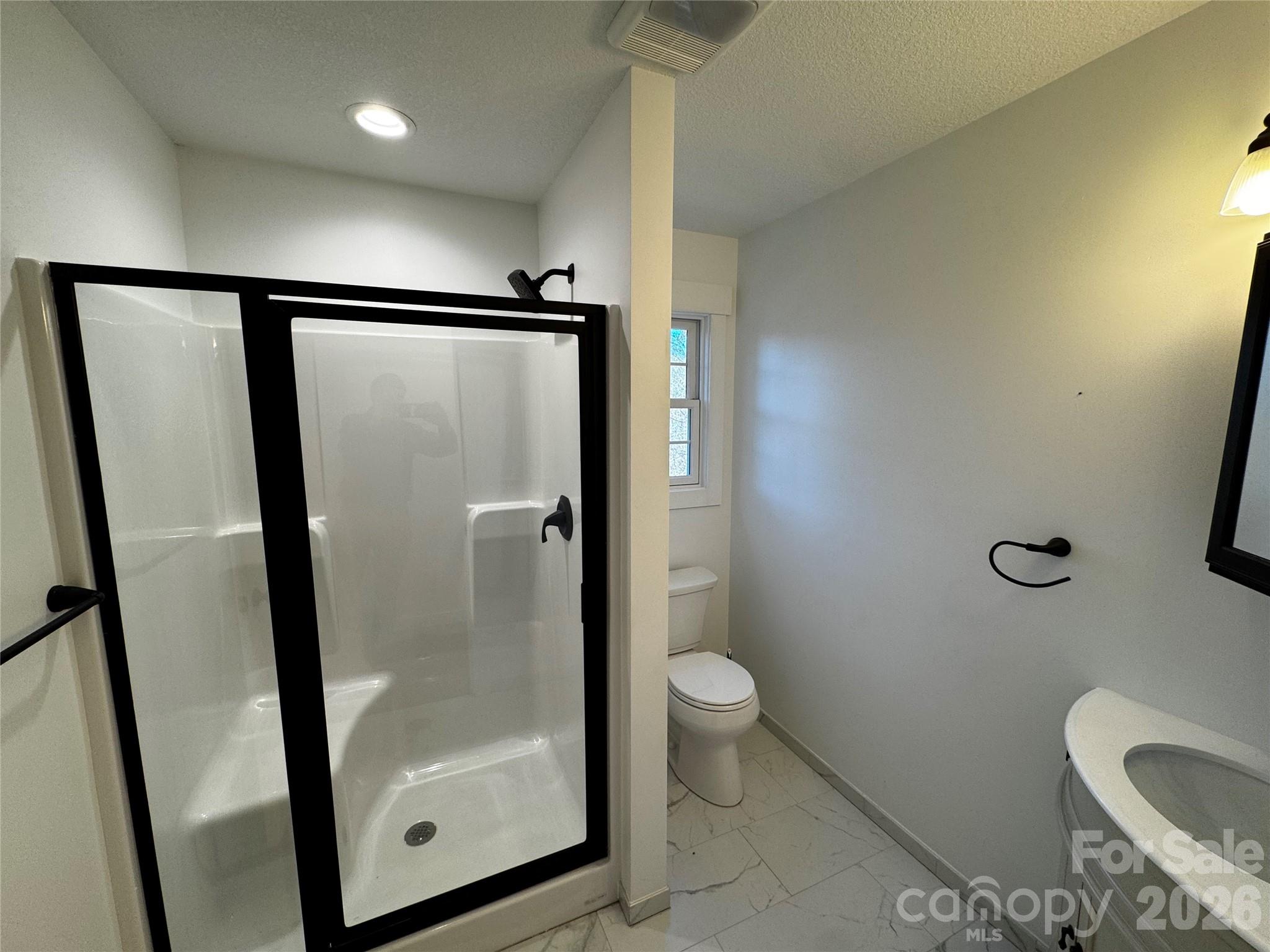 426 Shadow Wood Drive — Leicester