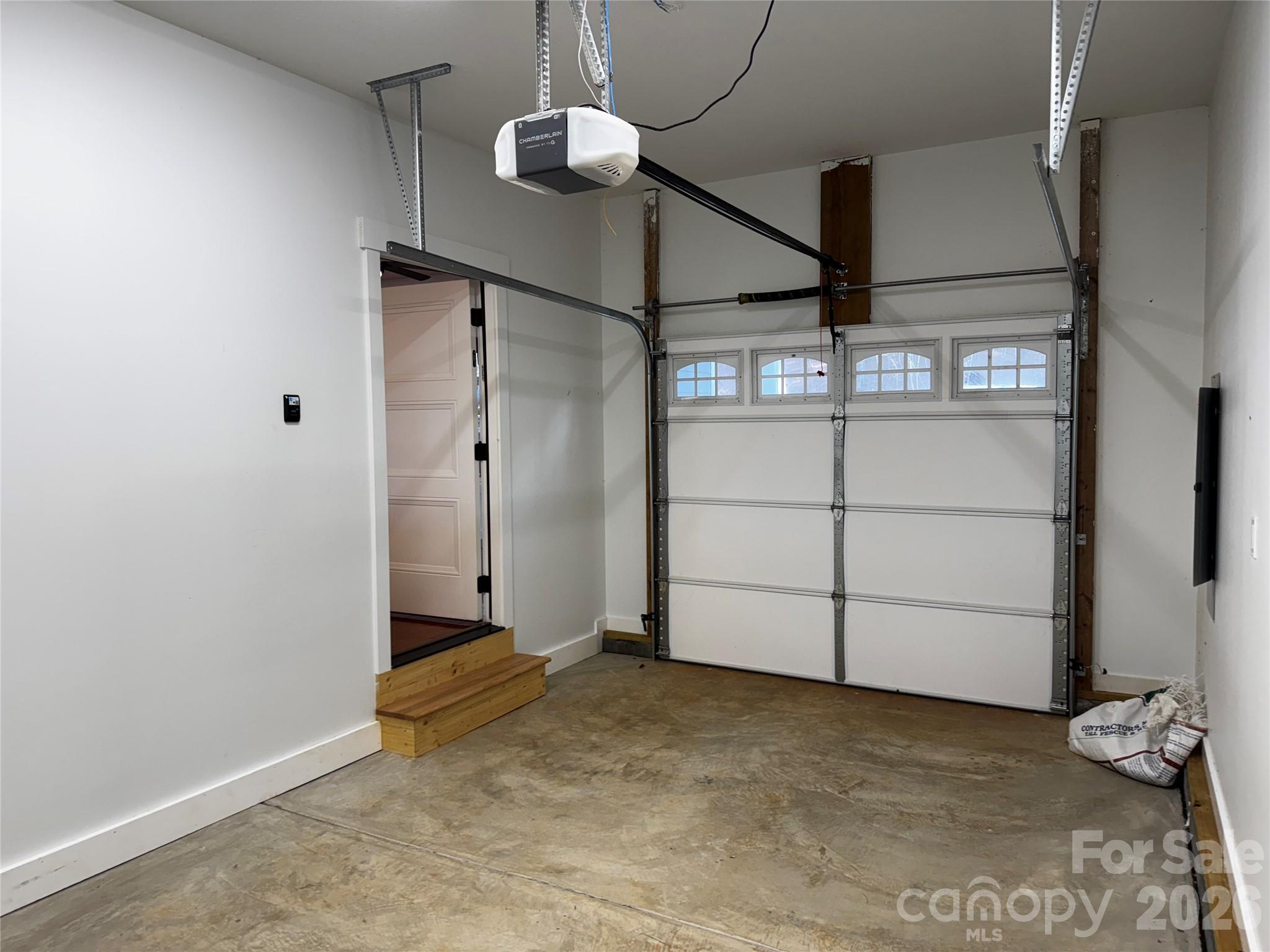 426 Shadow Wood Drive — Leicester