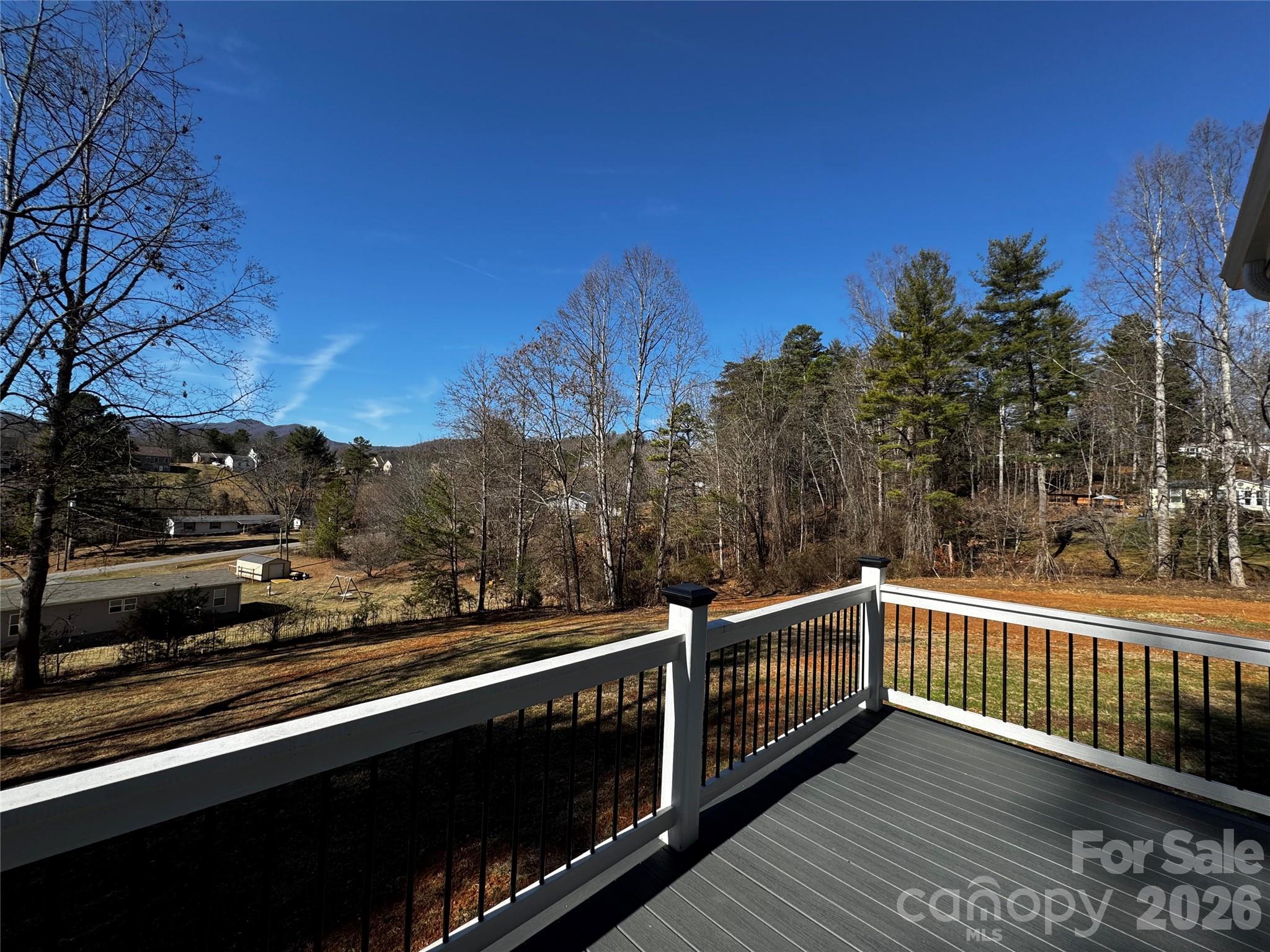 426 Shadow Wood Drive — Leicester