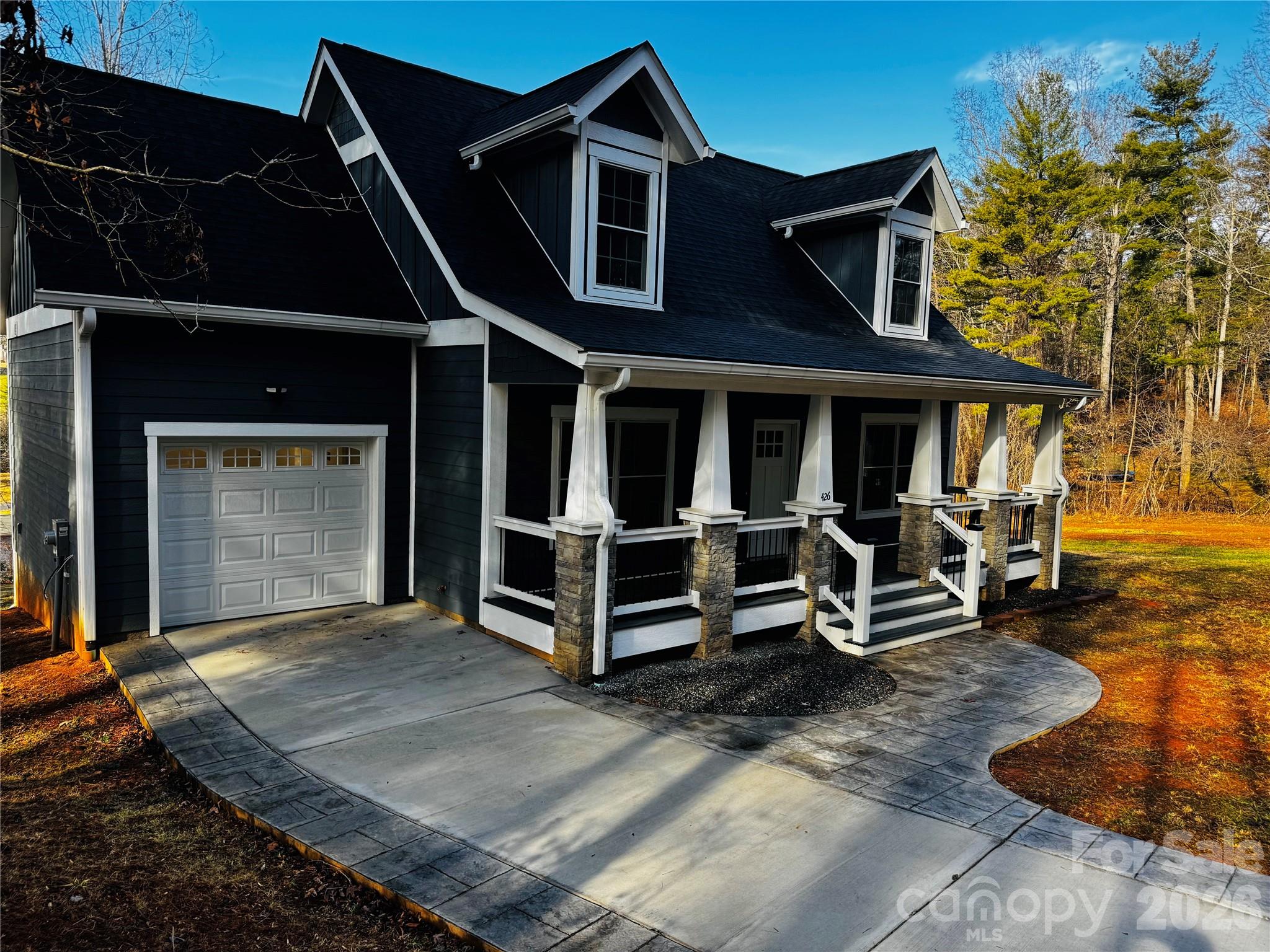 426 Shadow Wood Drive — Leicester