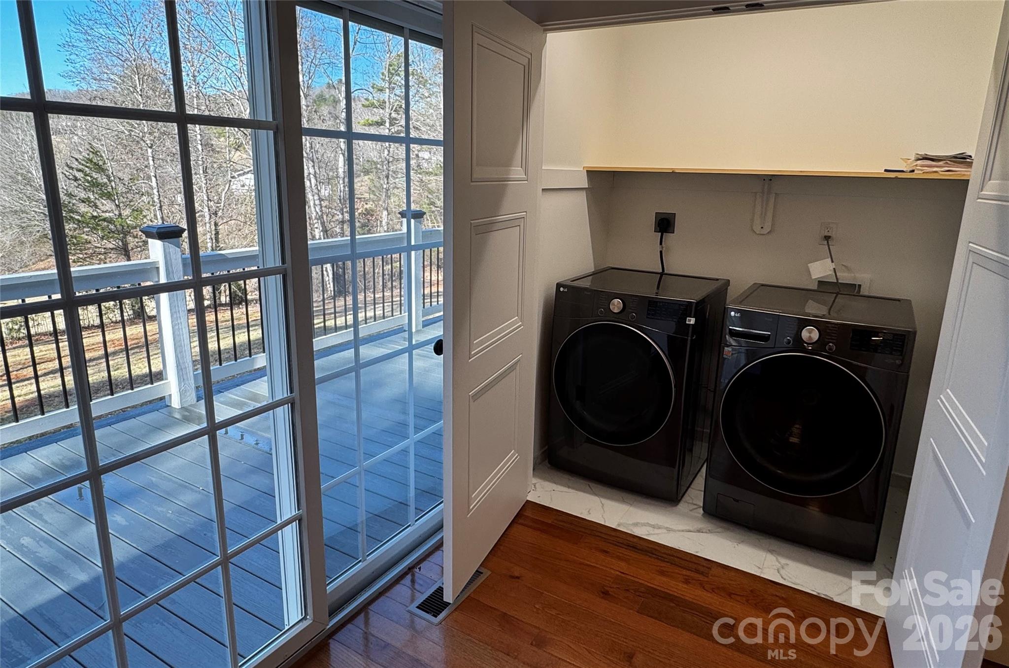 426 Shadow Wood Drive — Leicester