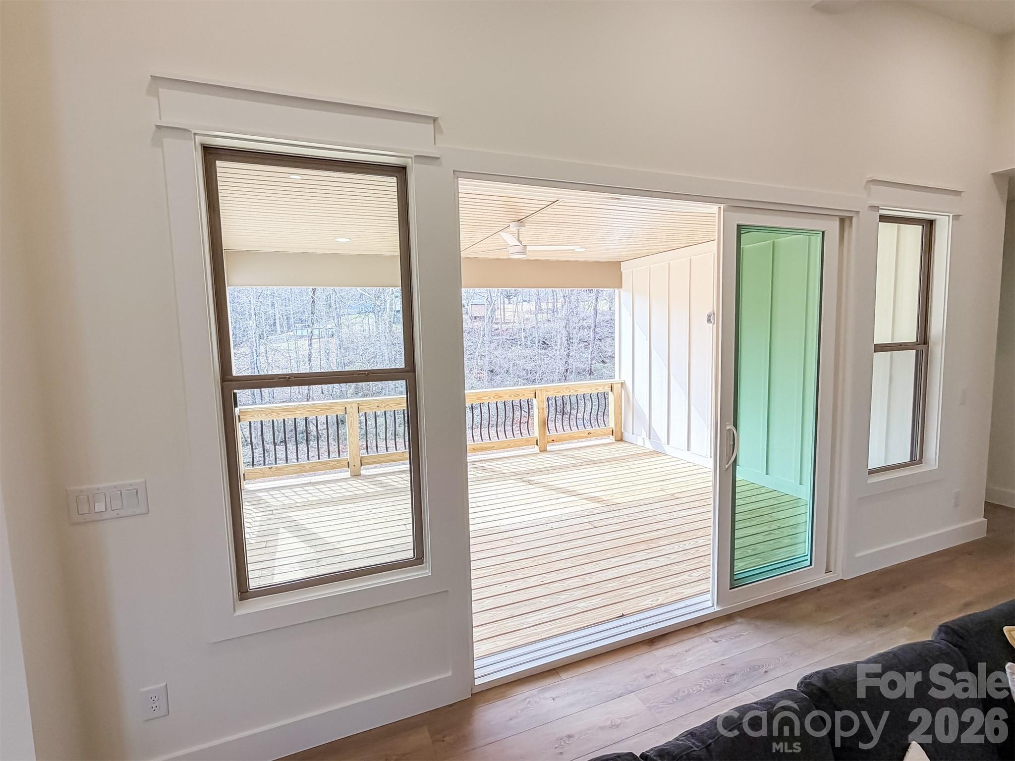 1322 Kensington Circle — Newton