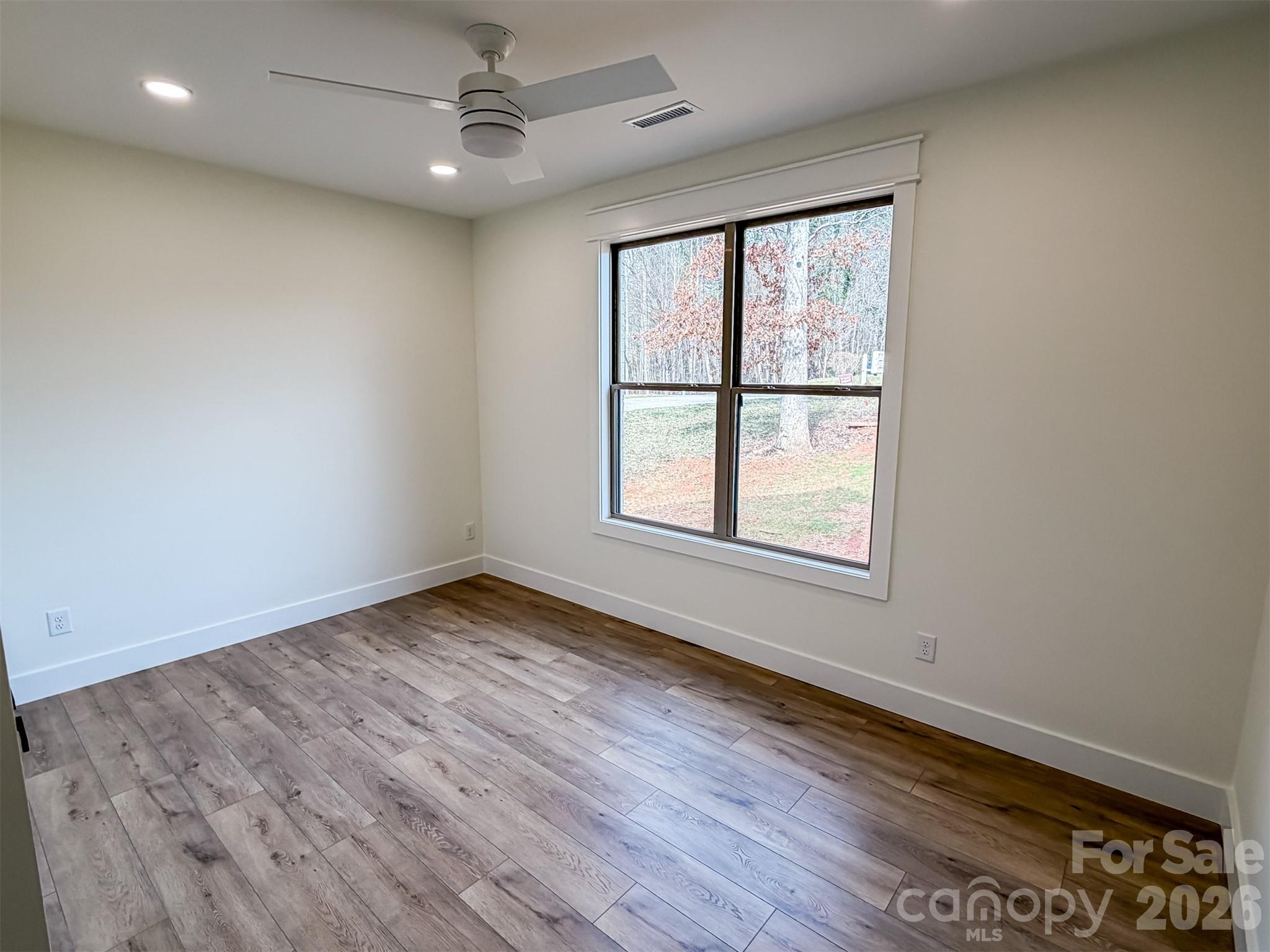 1322 Kensington Circle — Newton