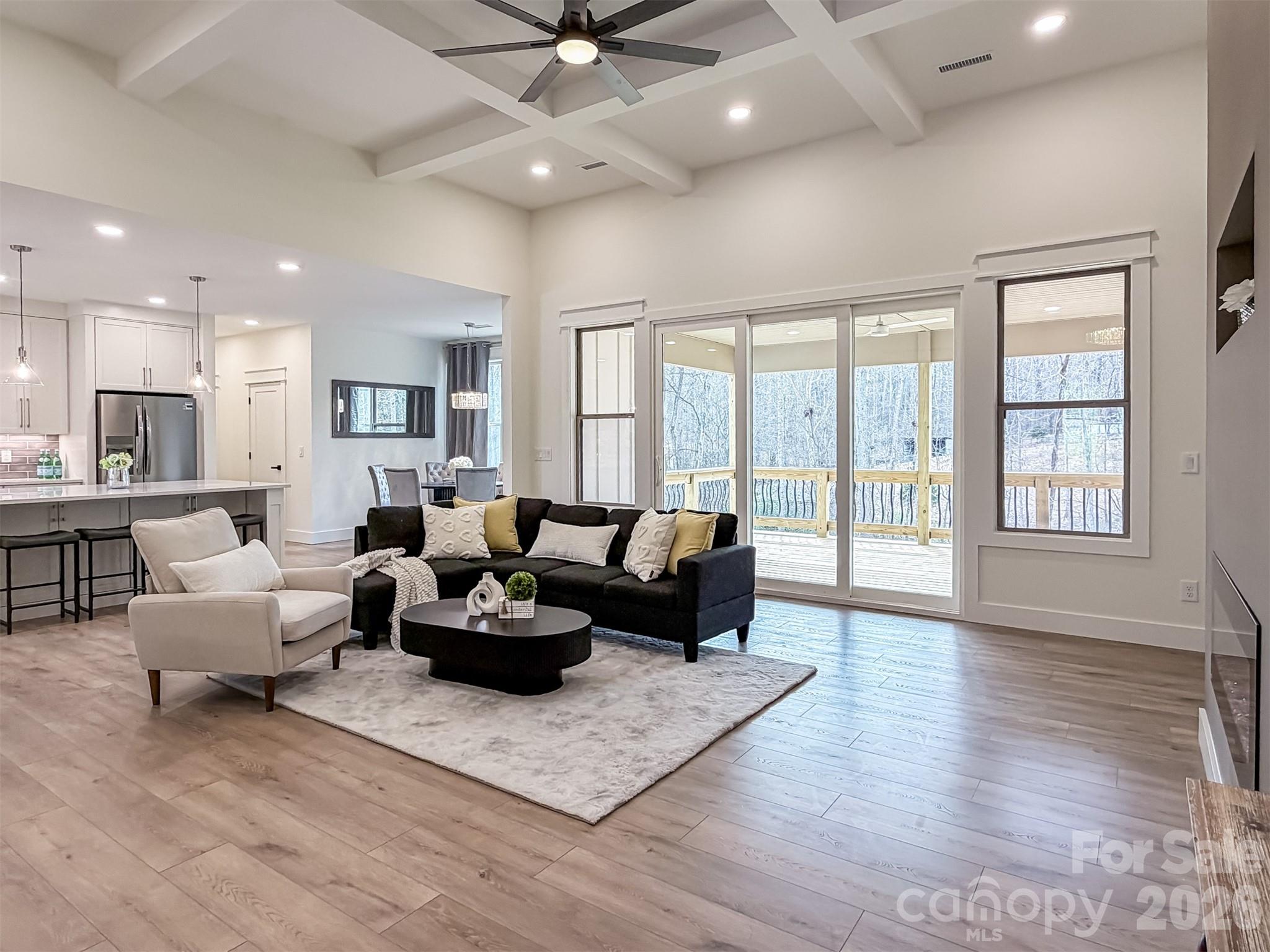 1322 Kensington Circle — Newton