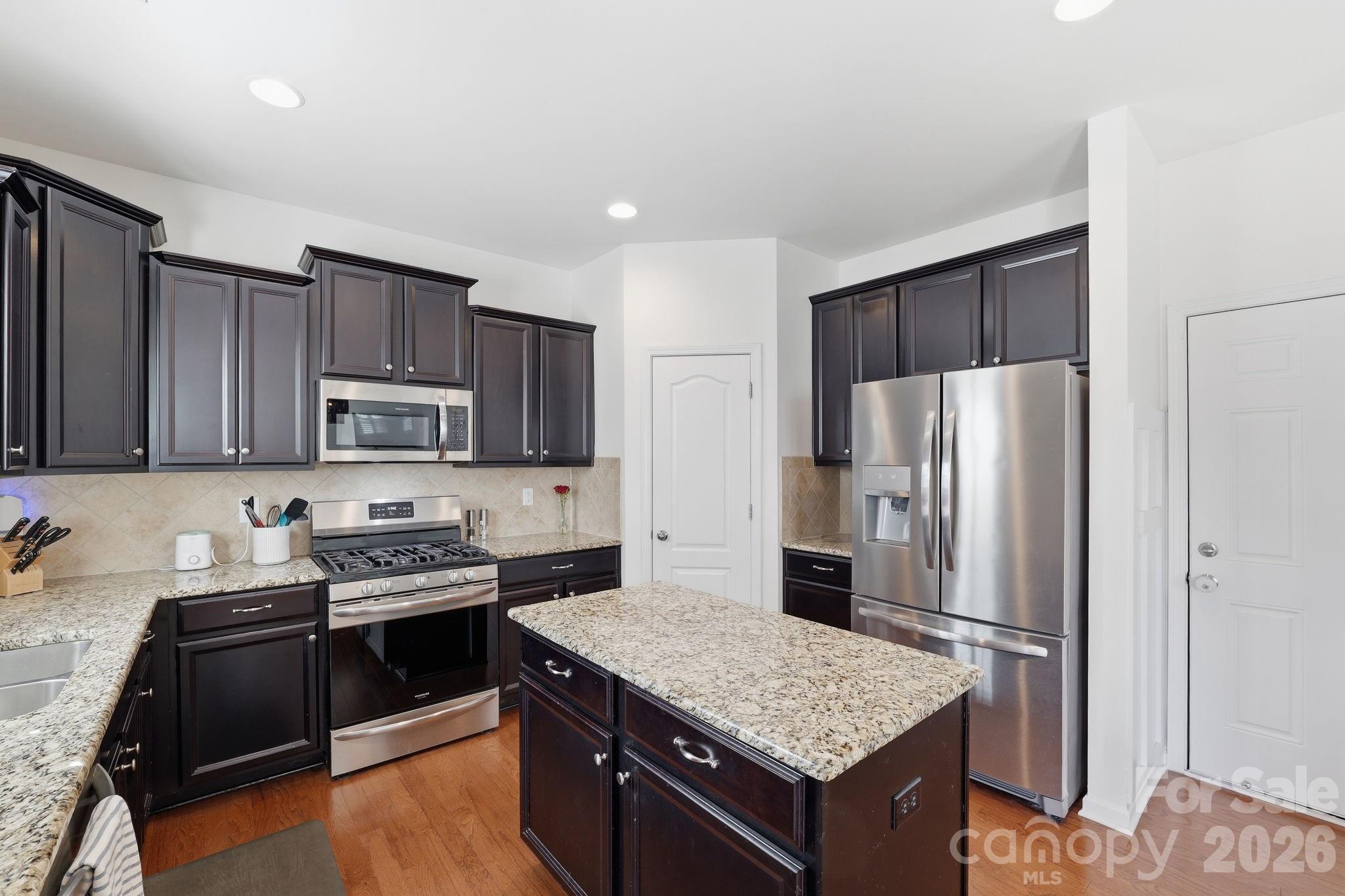 2870 Shale Drive — Davidson