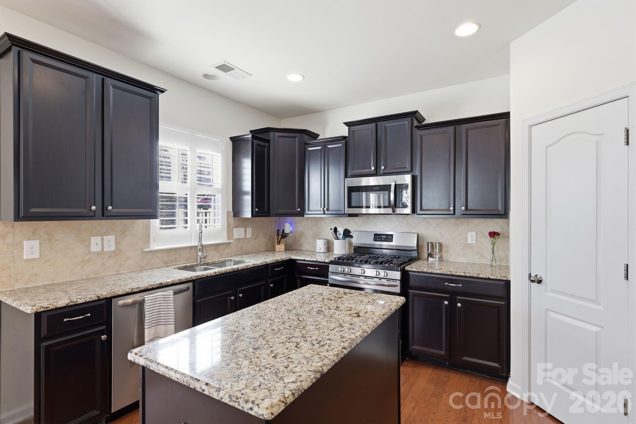2870 Shale Drive — Davidson