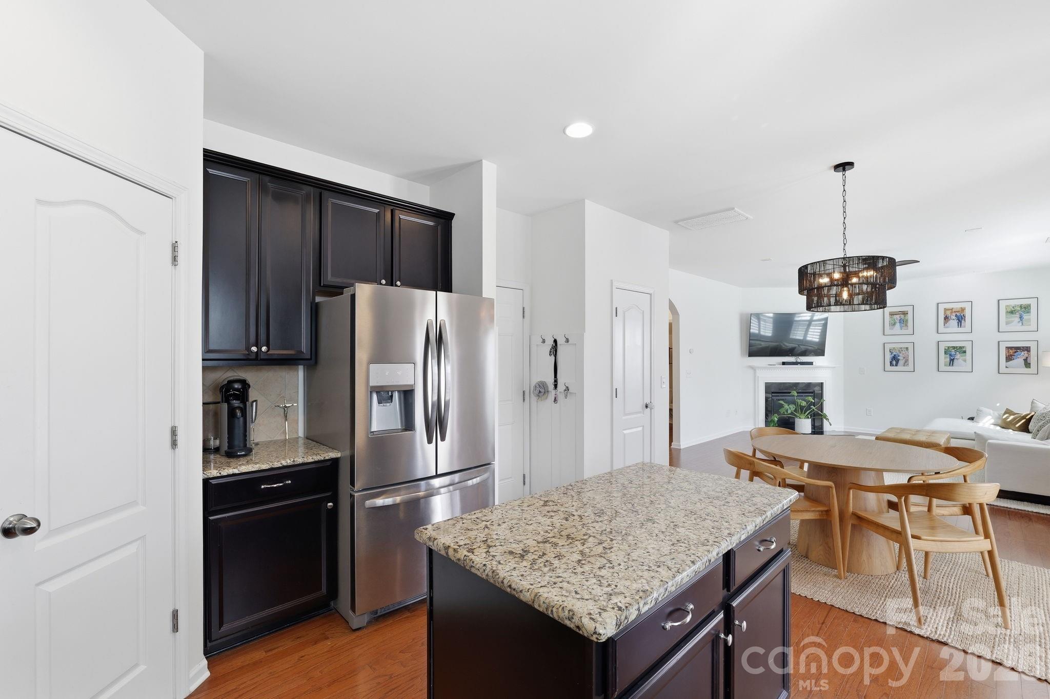 2870 Shale Drive — Davidson