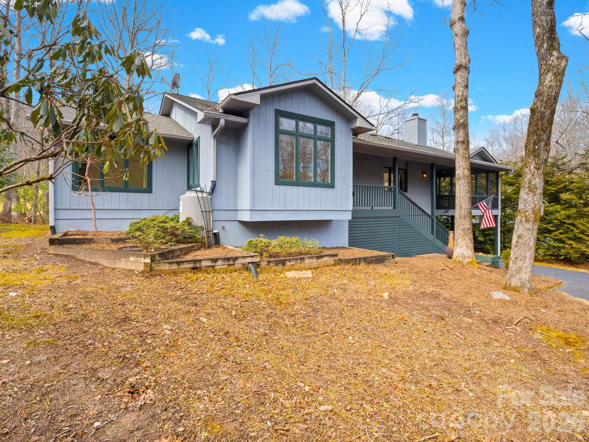 33 Ugedaliyvi Court — Brevard