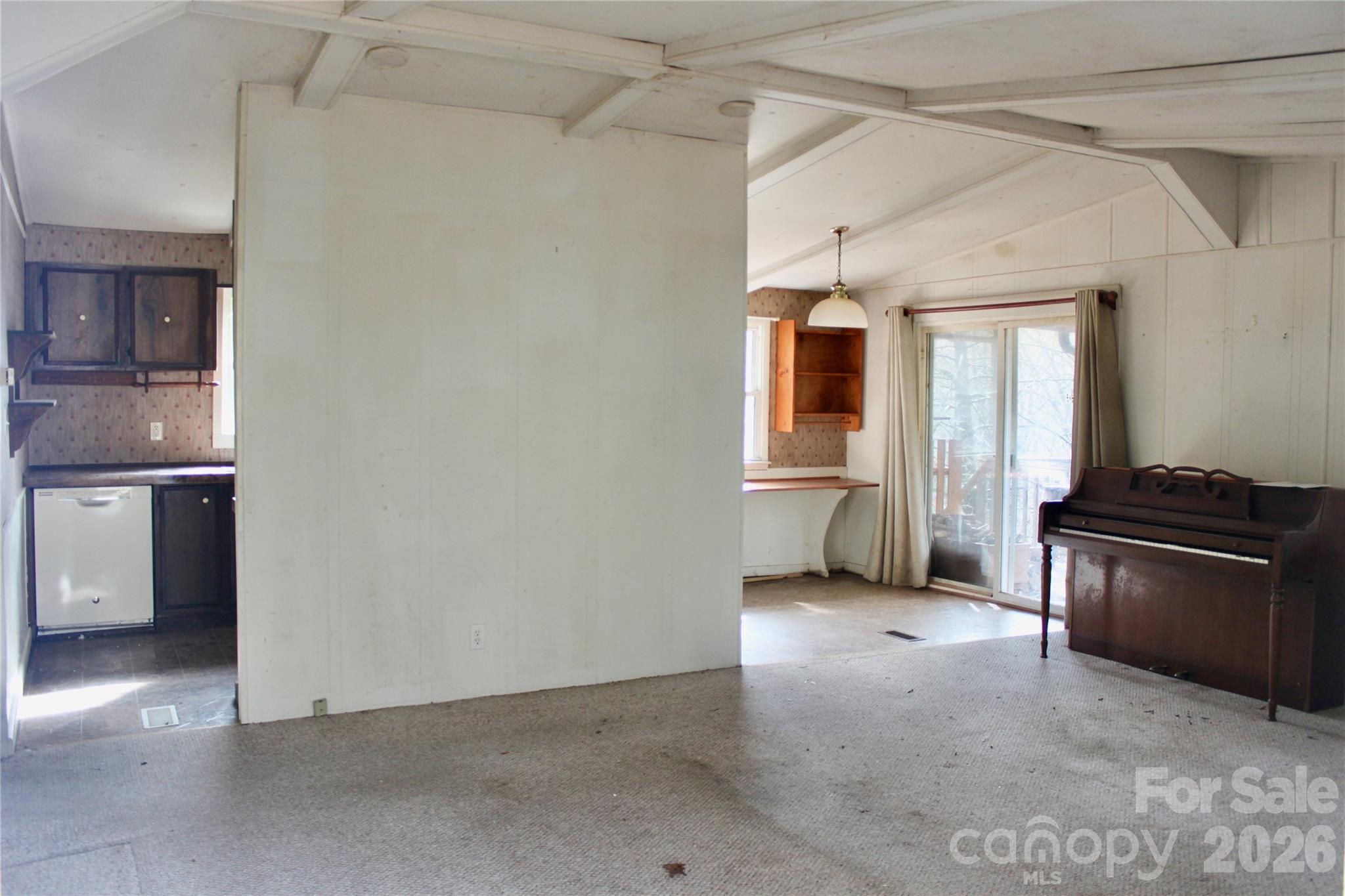 14 Irvin Road — Pisgah Forest