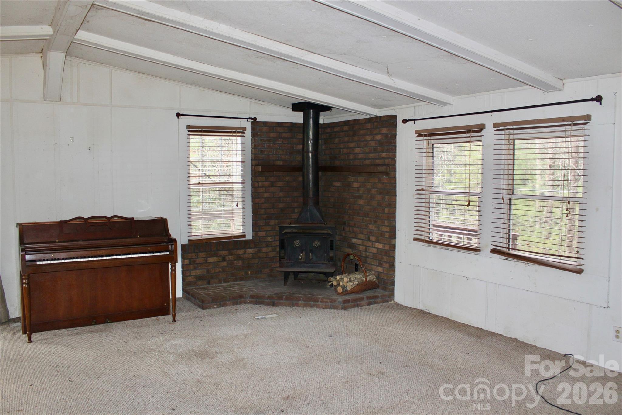 14 Irvin Road — Pisgah Forest