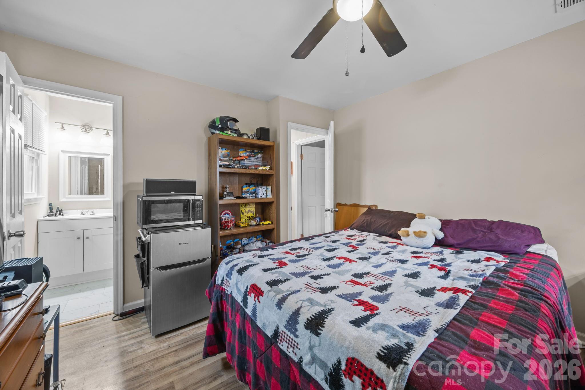 1750 Sells Road — Salisbury