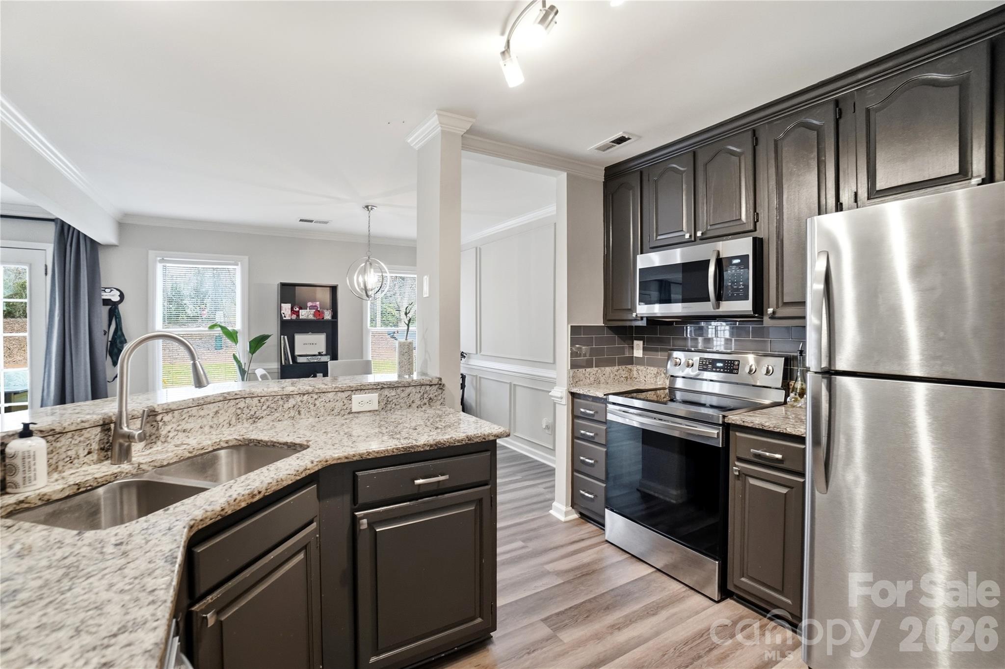 8729 Fox Chase Lane — Charlotte