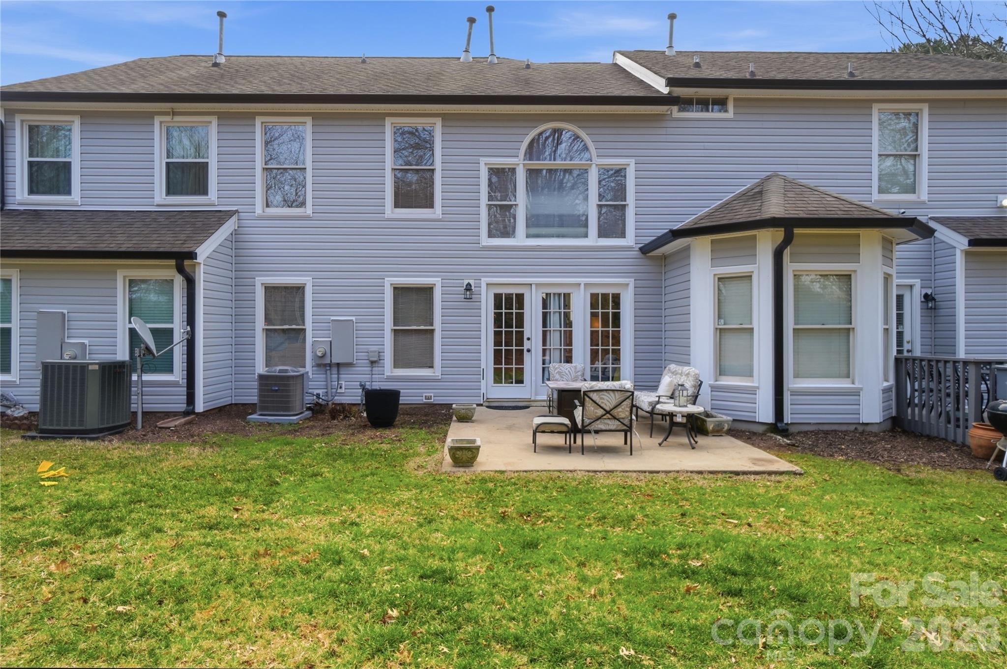 8729 Fox Chase Lane — Charlotte
