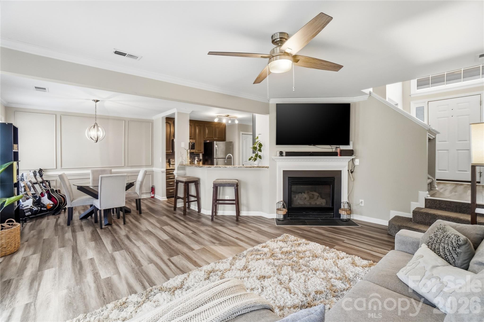 8729 Fox Chase Lane — Charlotte