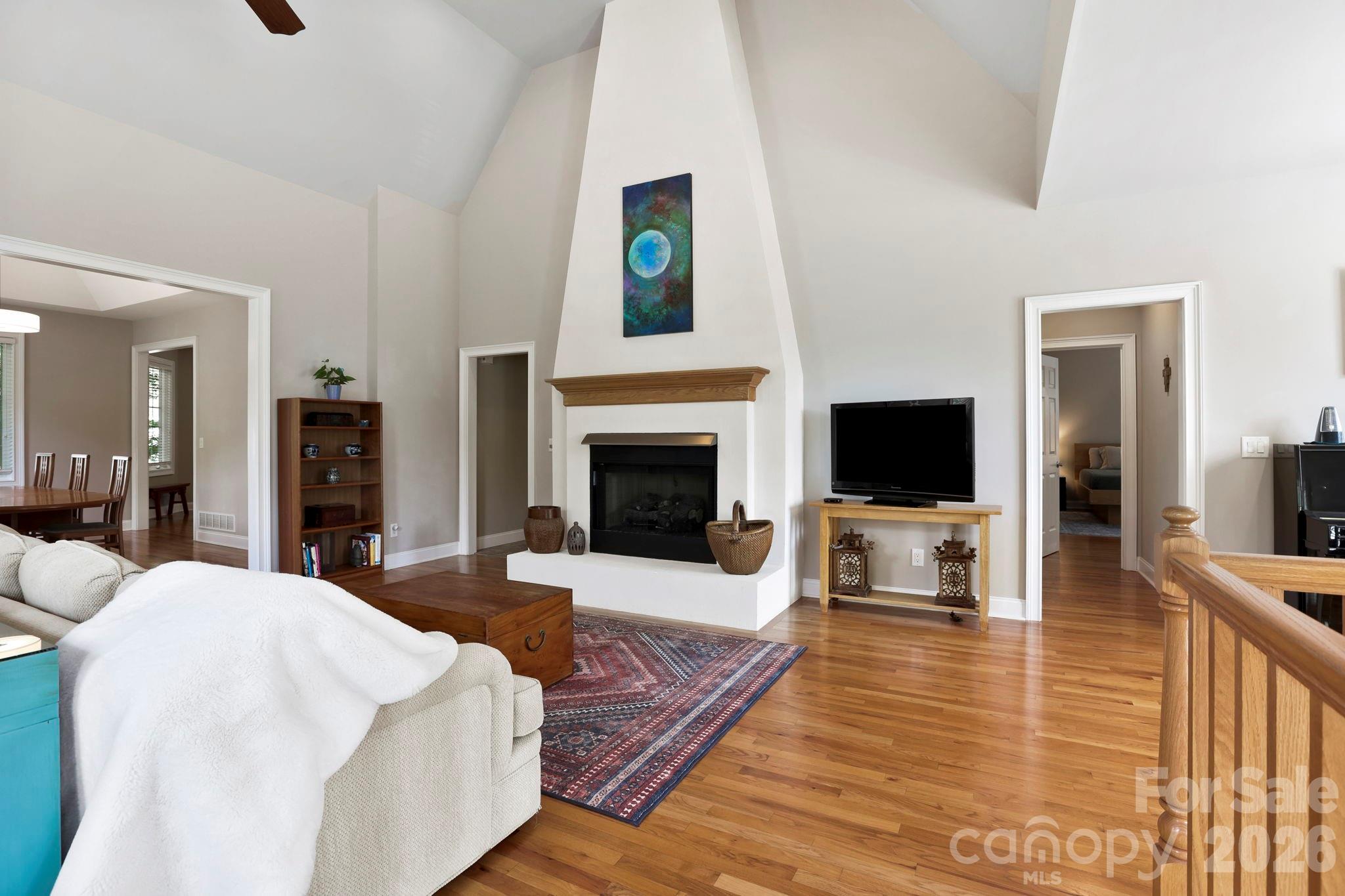 405 Mistletoe Trail — Hendersonville