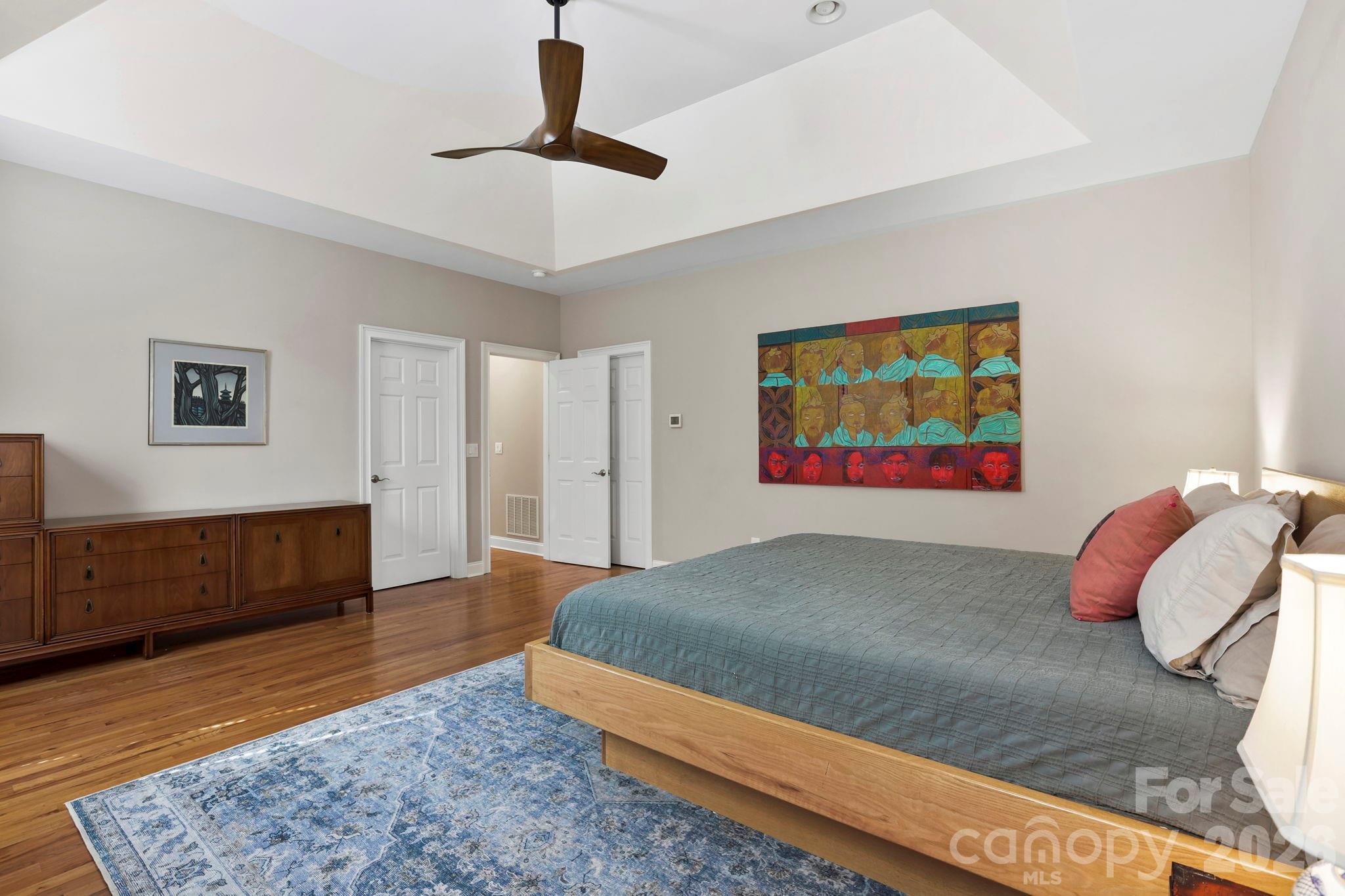 405 Mistletoe Trail — Hendersonville