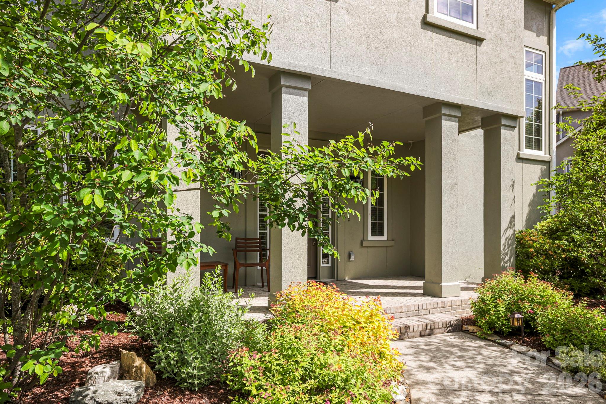 405 Mistletoe Trail — Hendersonville